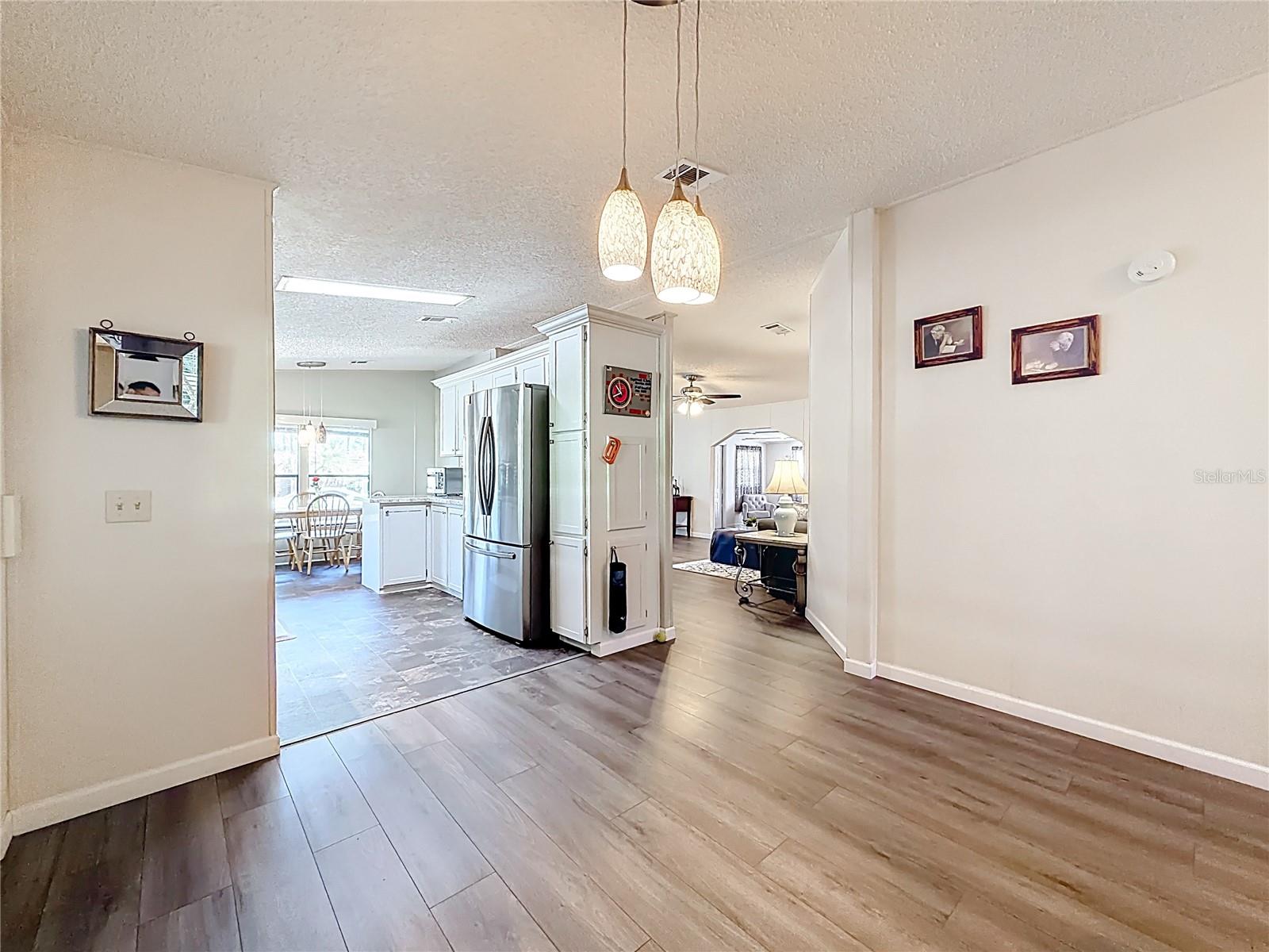 1690 ELKHART CIR, TAVARES, FL, 32778