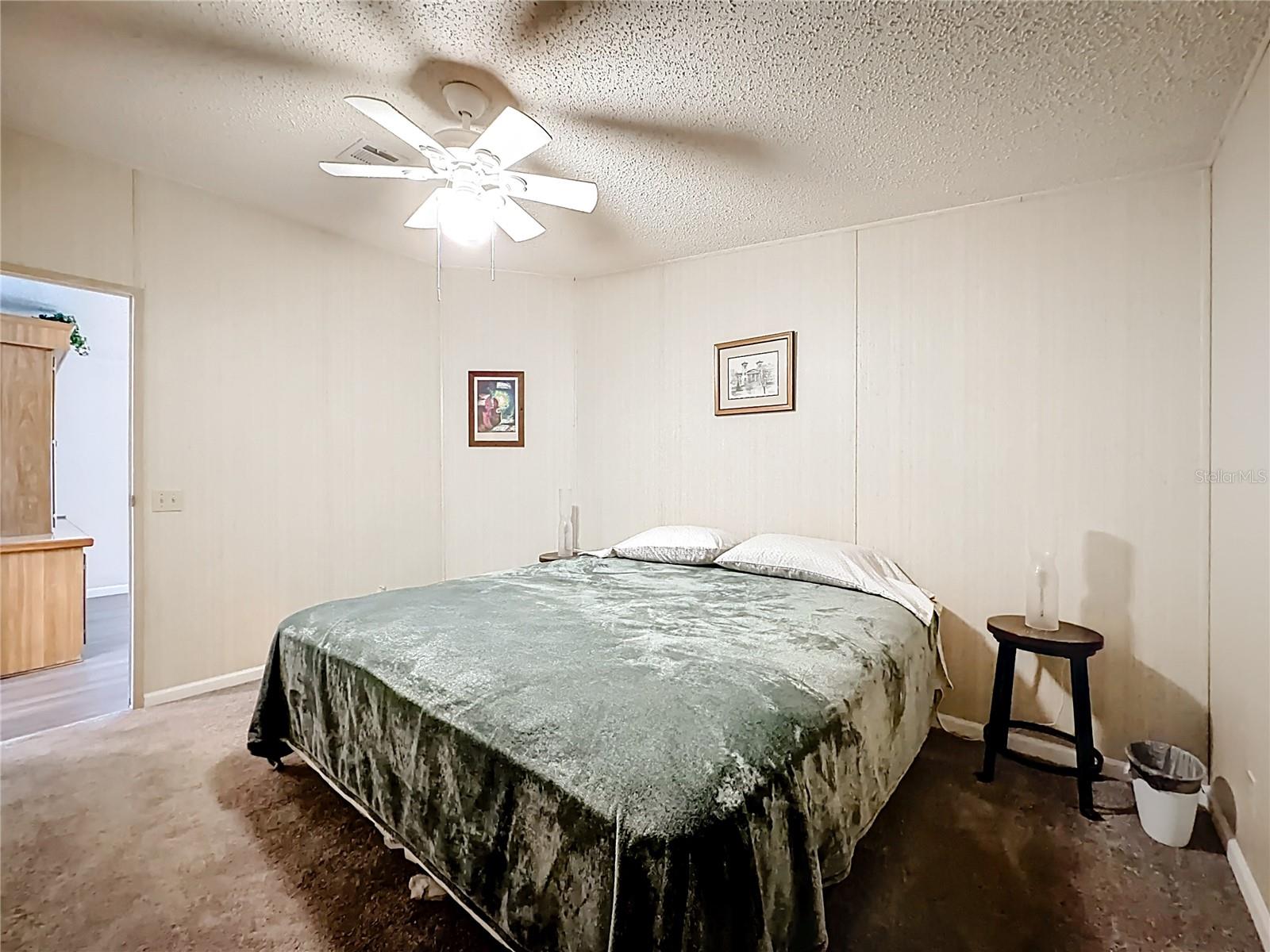 1690 ELKHART CIR, TAVARES, FL, 32778