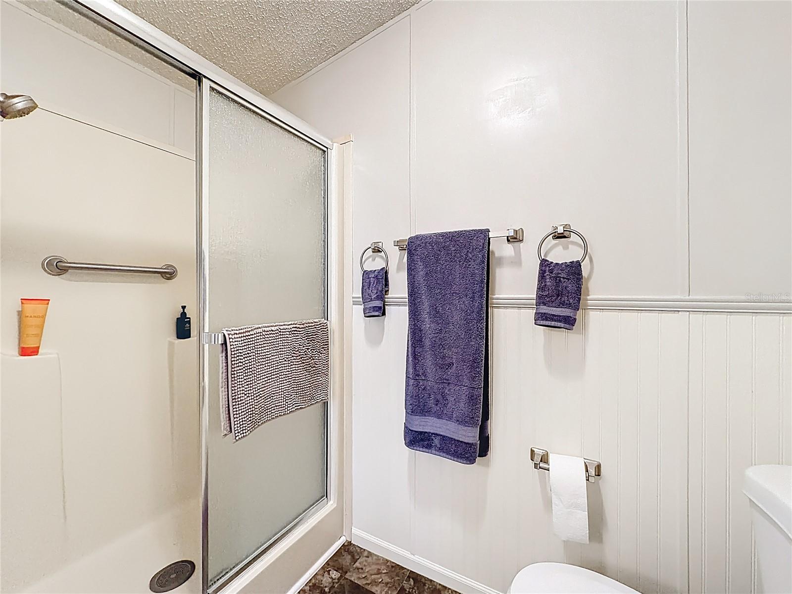 1690 ELKHART CIR, TAVARES, FL, 32778