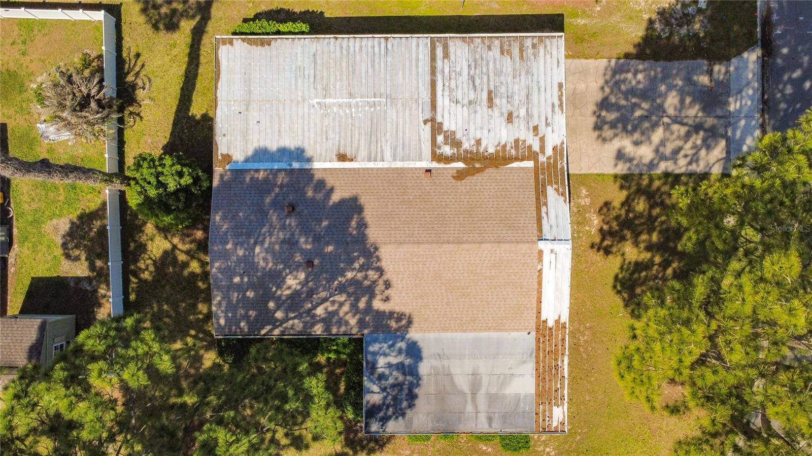 1690 ELKHART CIR, TAVARES, FL, 32778