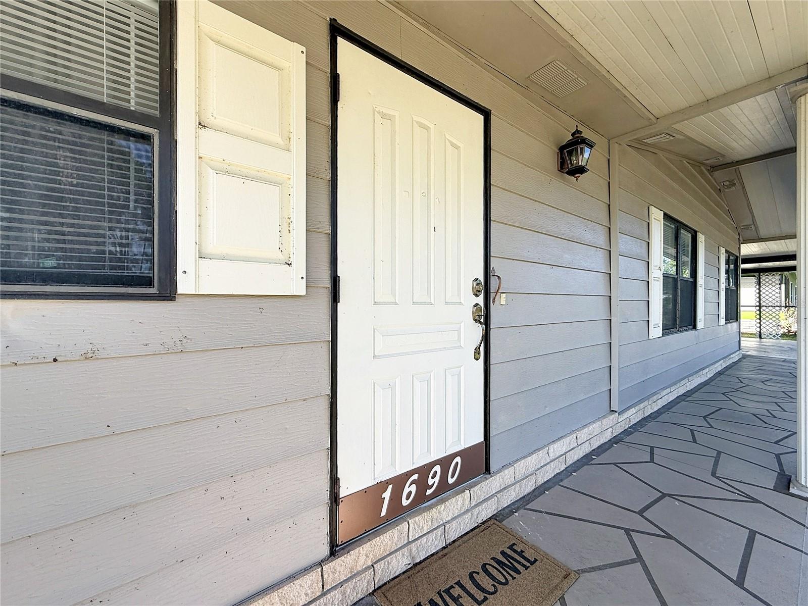 1690 ELKHART CIR, TAVARES, FL, 32778