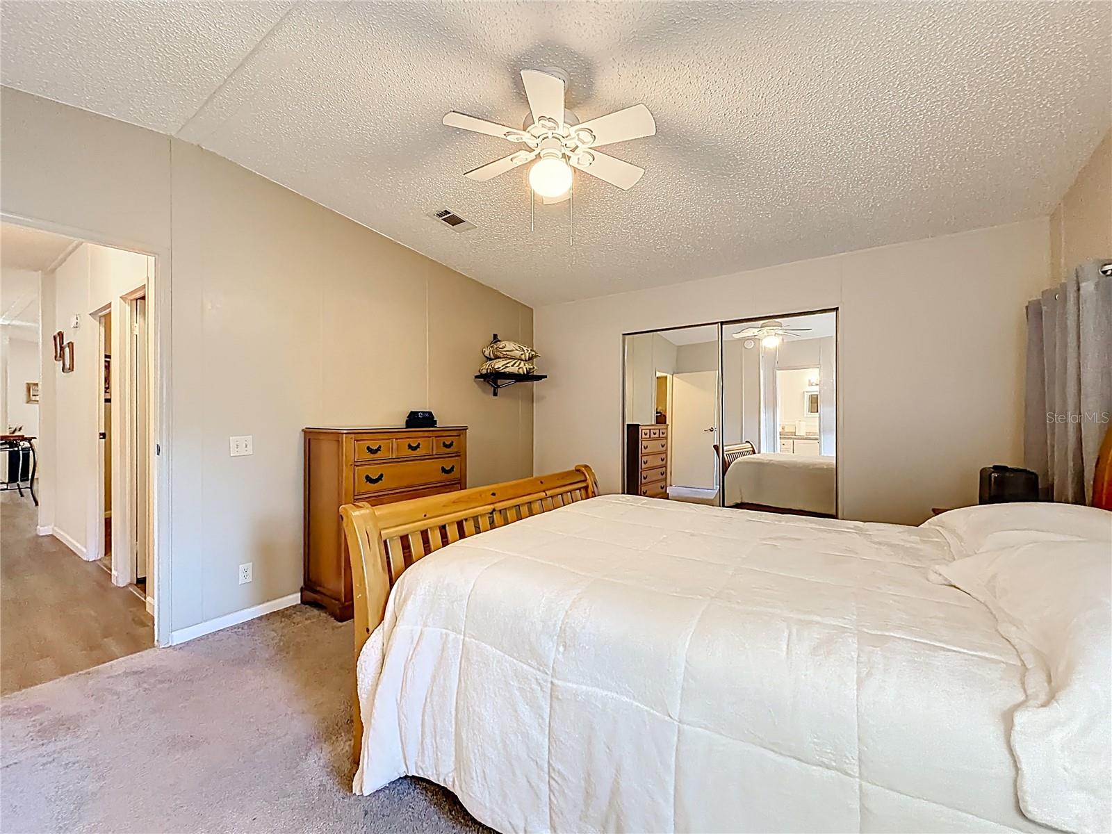 1690 ELKHART CIR, TAVARES, FL, 32778