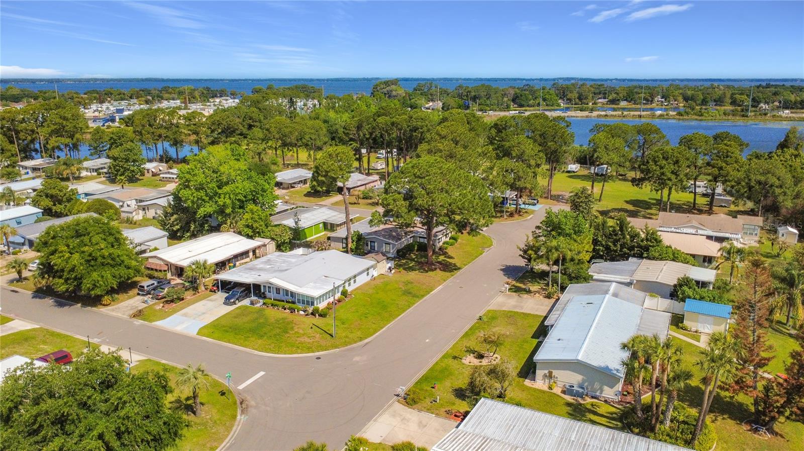 1690 ELKHART CIR, TAVARES, FL, 32778