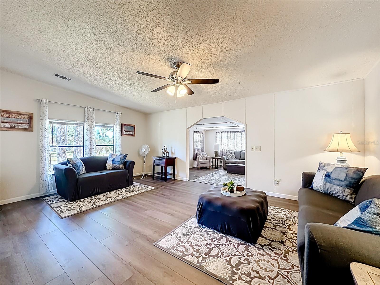 1690 ELKHART CIR, TAVARES, FL, 32778