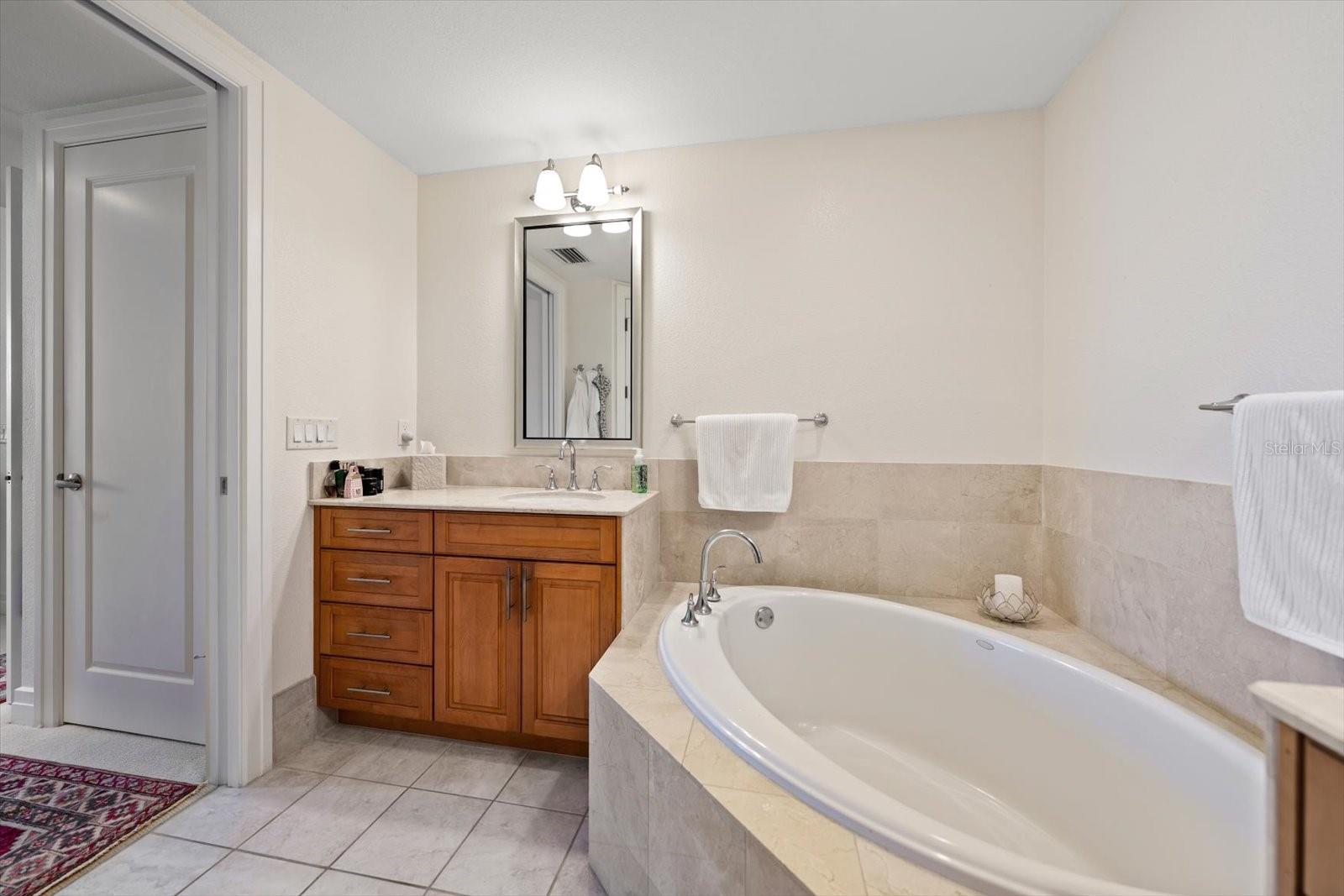 331 CLEVELAND ST ##301, CLEARWATER, FL, 33755