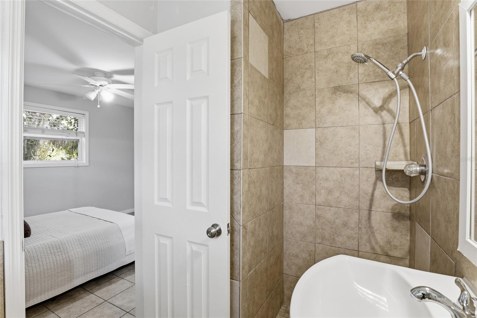 3921  SE 14TH TER, GAINESVILLE, FL, 32641