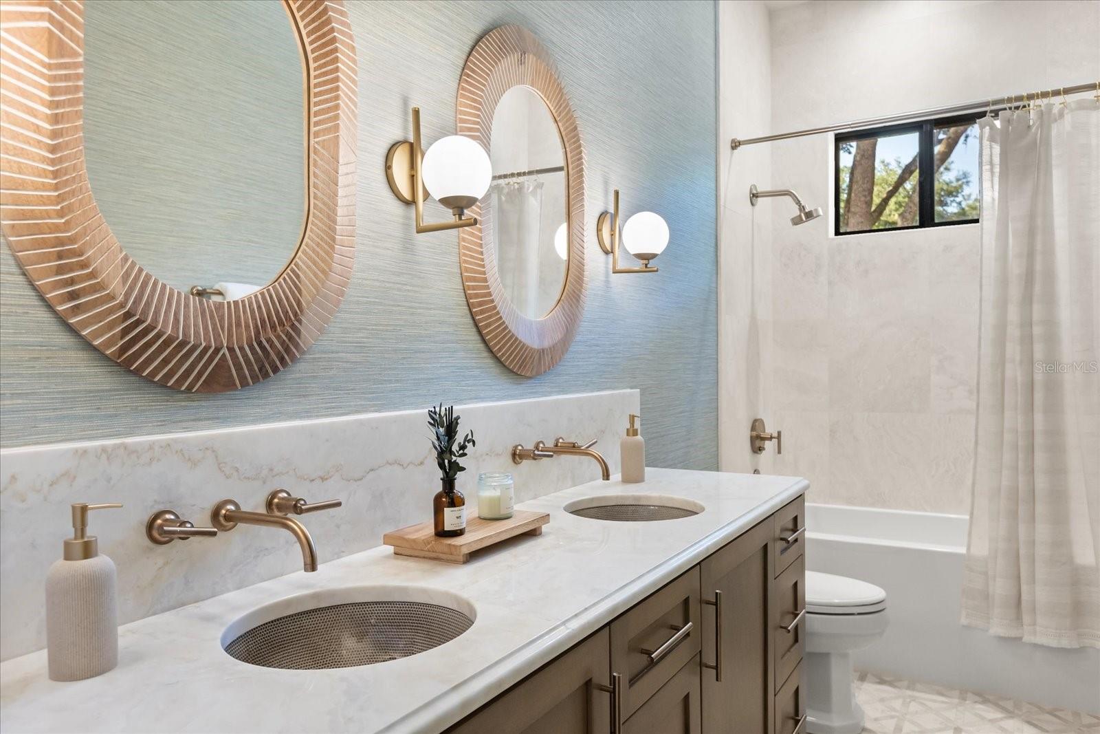 32519 HAWKS LAKE LN, SORRENTO, FL, 32776