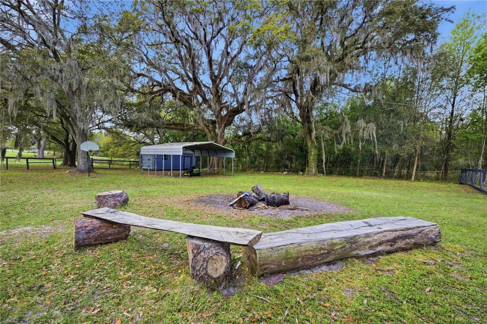 18850 SE 12TH LN, WILLISTON, FL, 32696