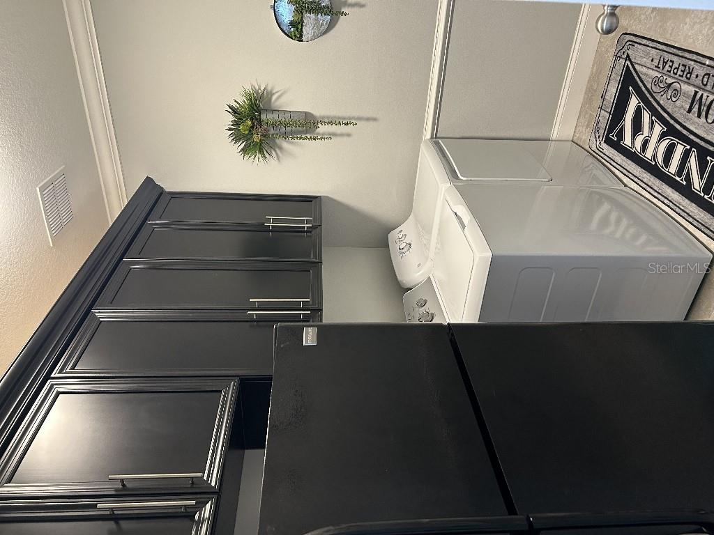 410 E FREESIA CT, DELAND, FL, 32724