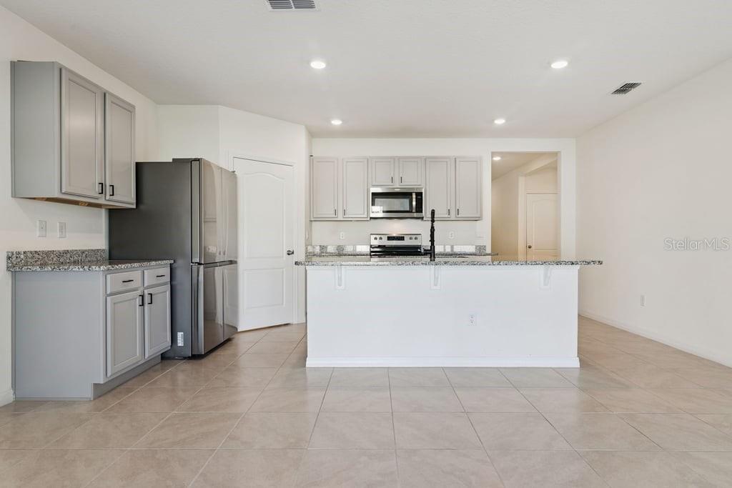 5235 MAHOGANY DR, MOUNT DORA, FL, 32757