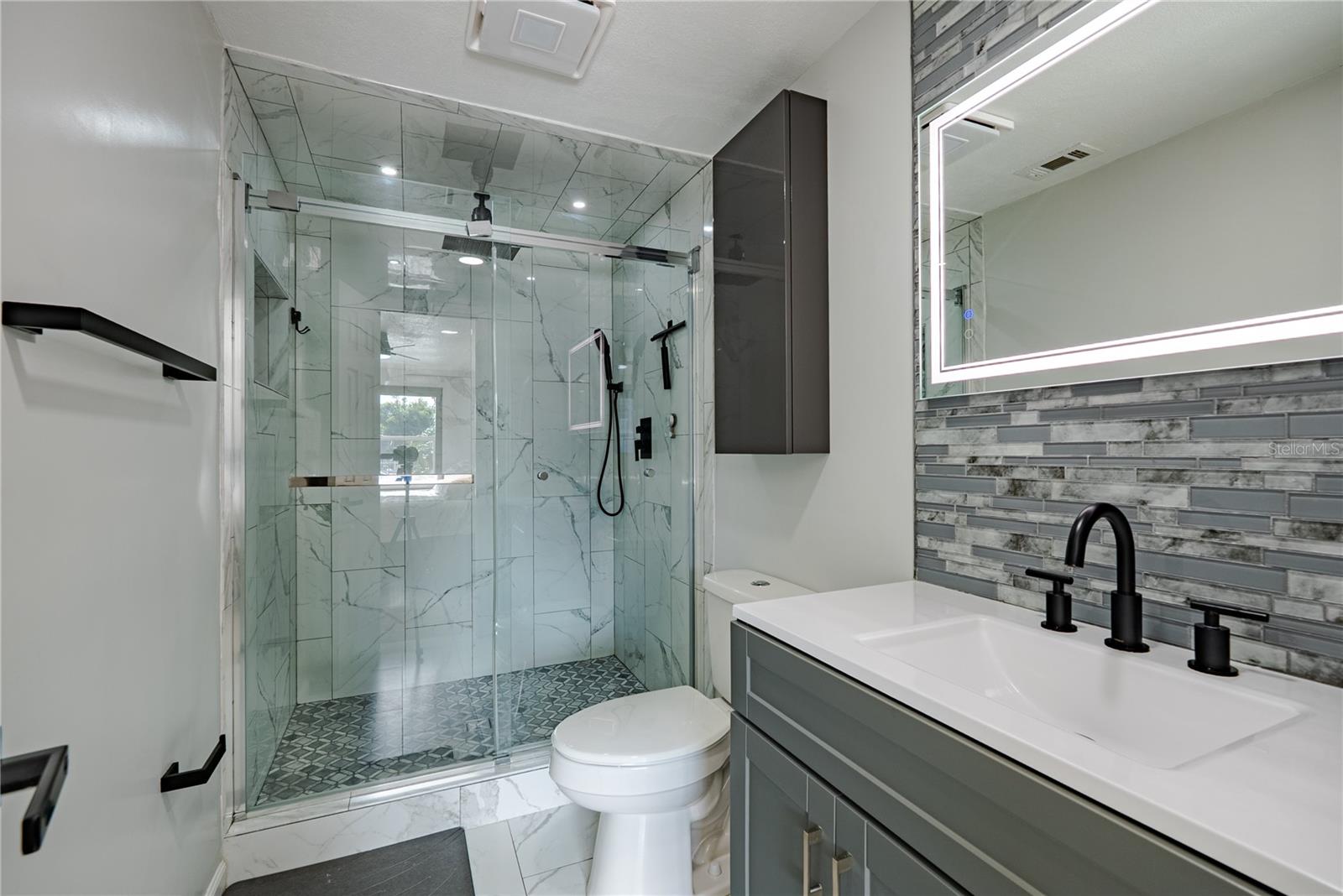 12423 MONDRAGON DR, TAMPA, FL, 33625