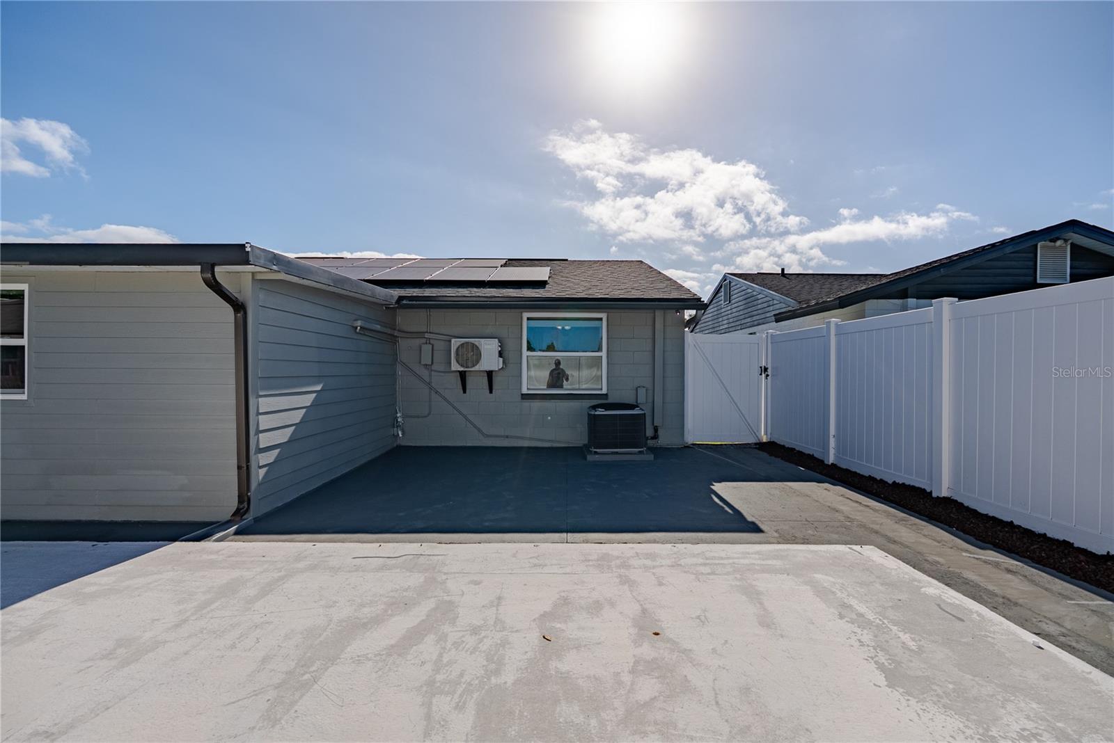 12423 MONDRAGON DR, TAMPA, FL, 33625