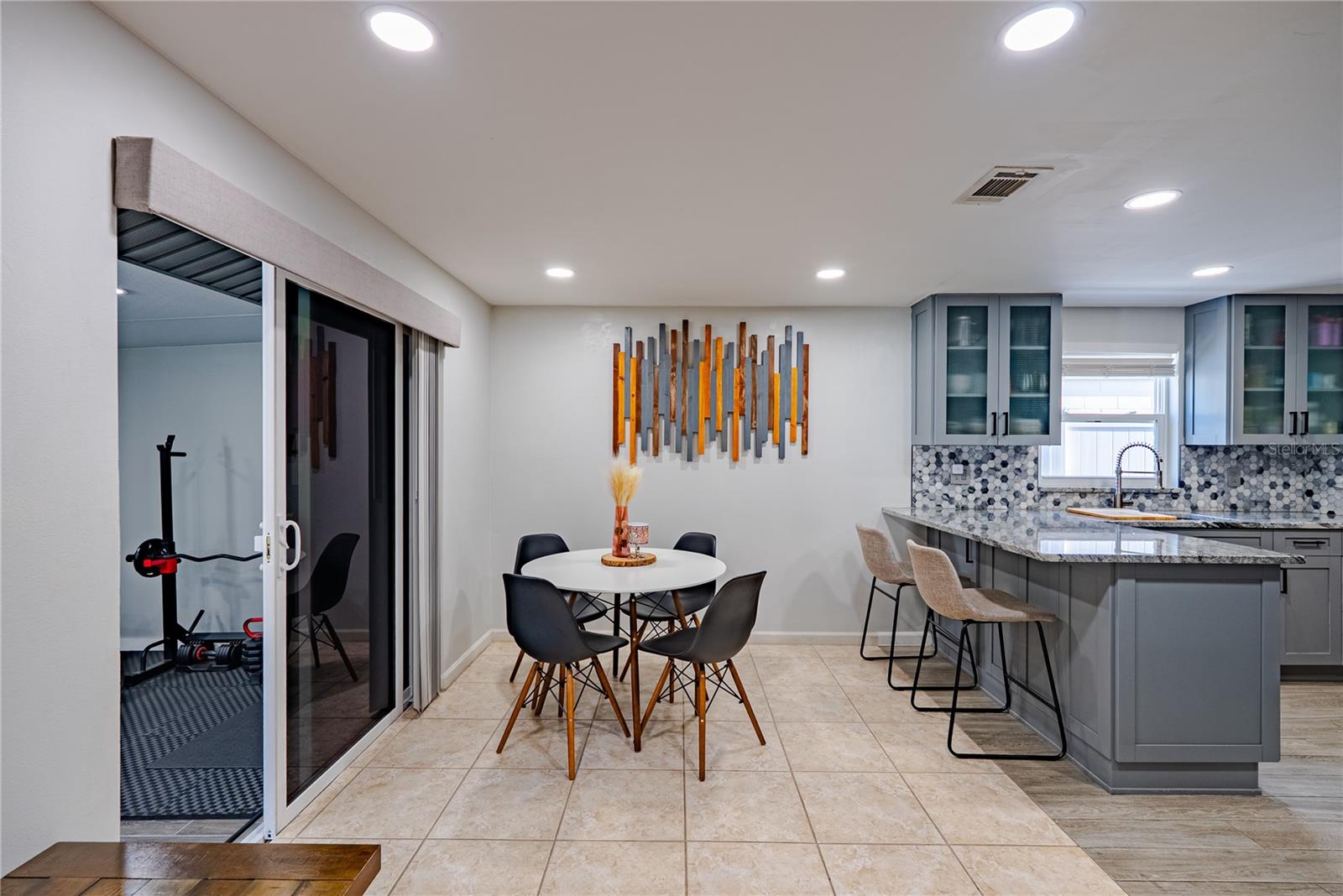 12423 MONDRAGON DR, TAMPA, FL, 33625