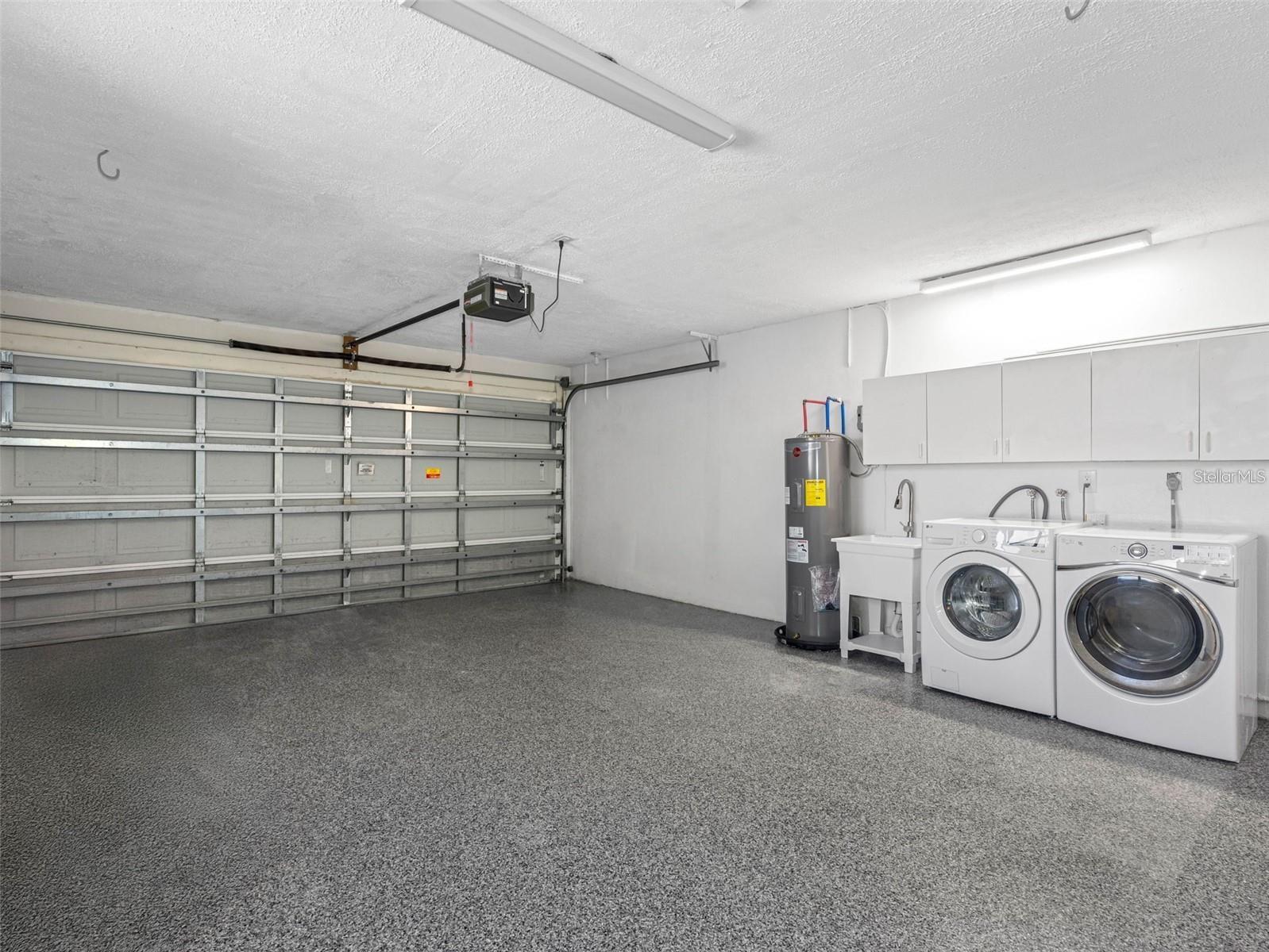 562 JOHNS PASS AVE, MADEIRA BEACH, FL, 33708