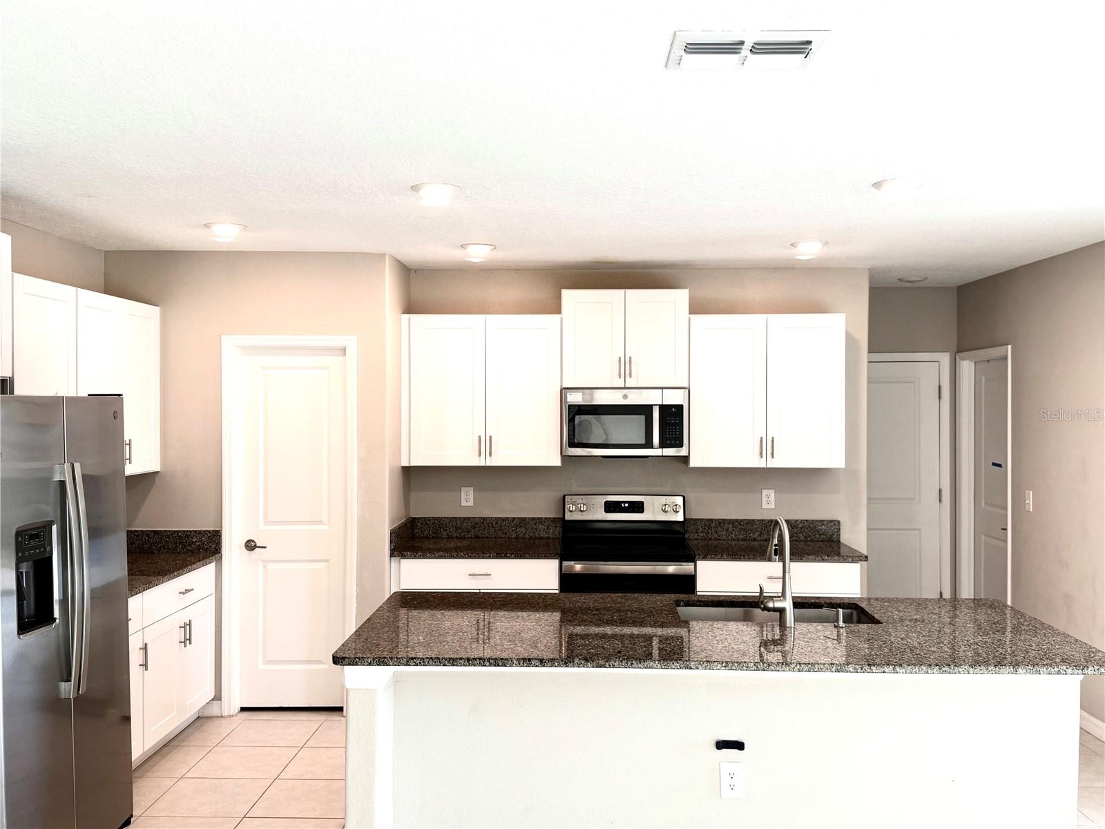 3153 OYSTER COVE ST, WIMAUMA, FL, 33598