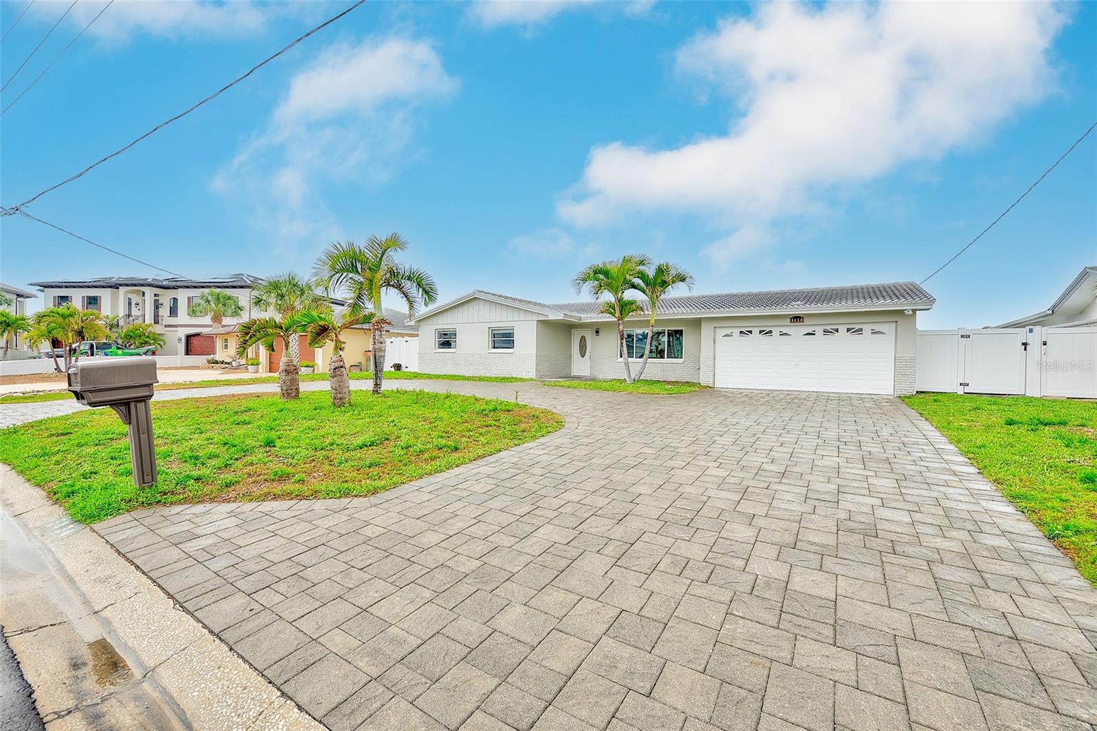 5434 OAKHURST DR, SEMINOLE, FL, 33772