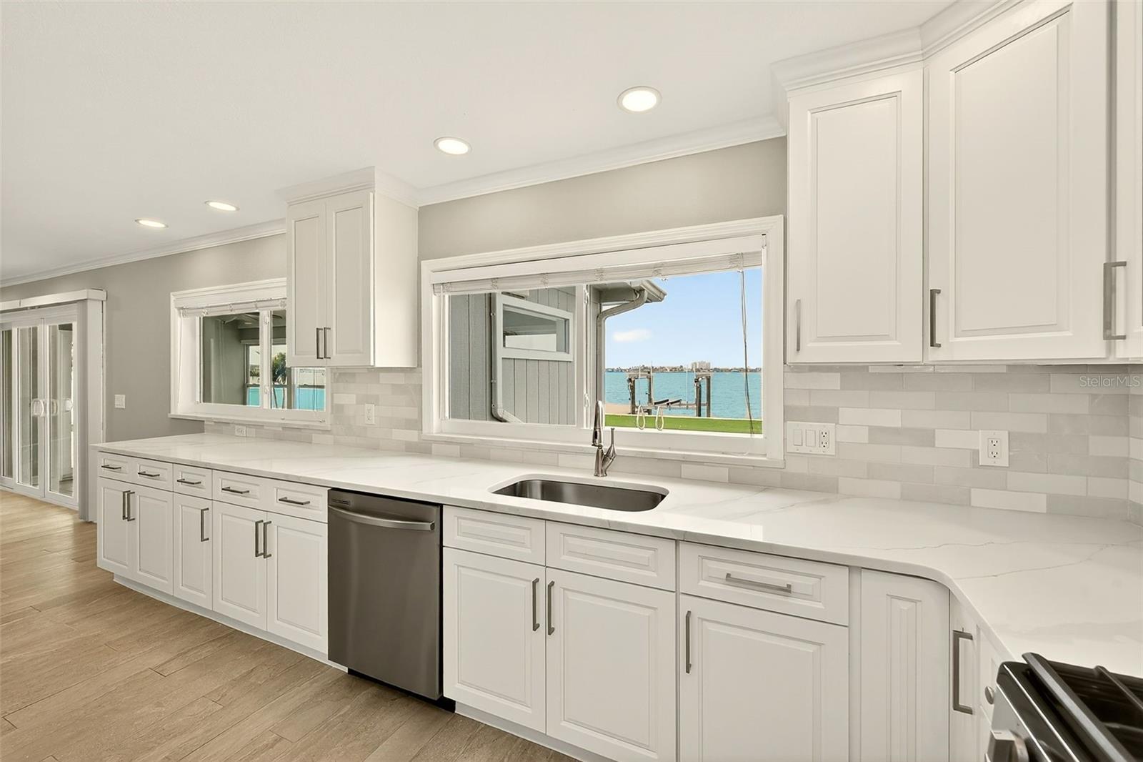 5434 OAKHURST DR, SEMINOLE, FL, 33772