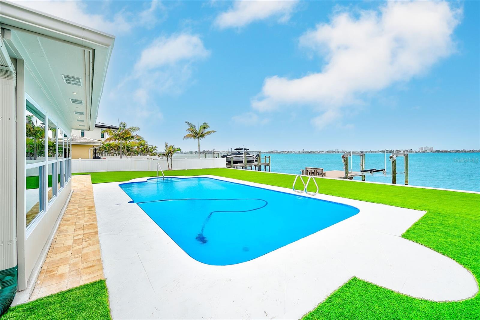 5434 OAKHURST DR, SEMINOLE, FL, 33772