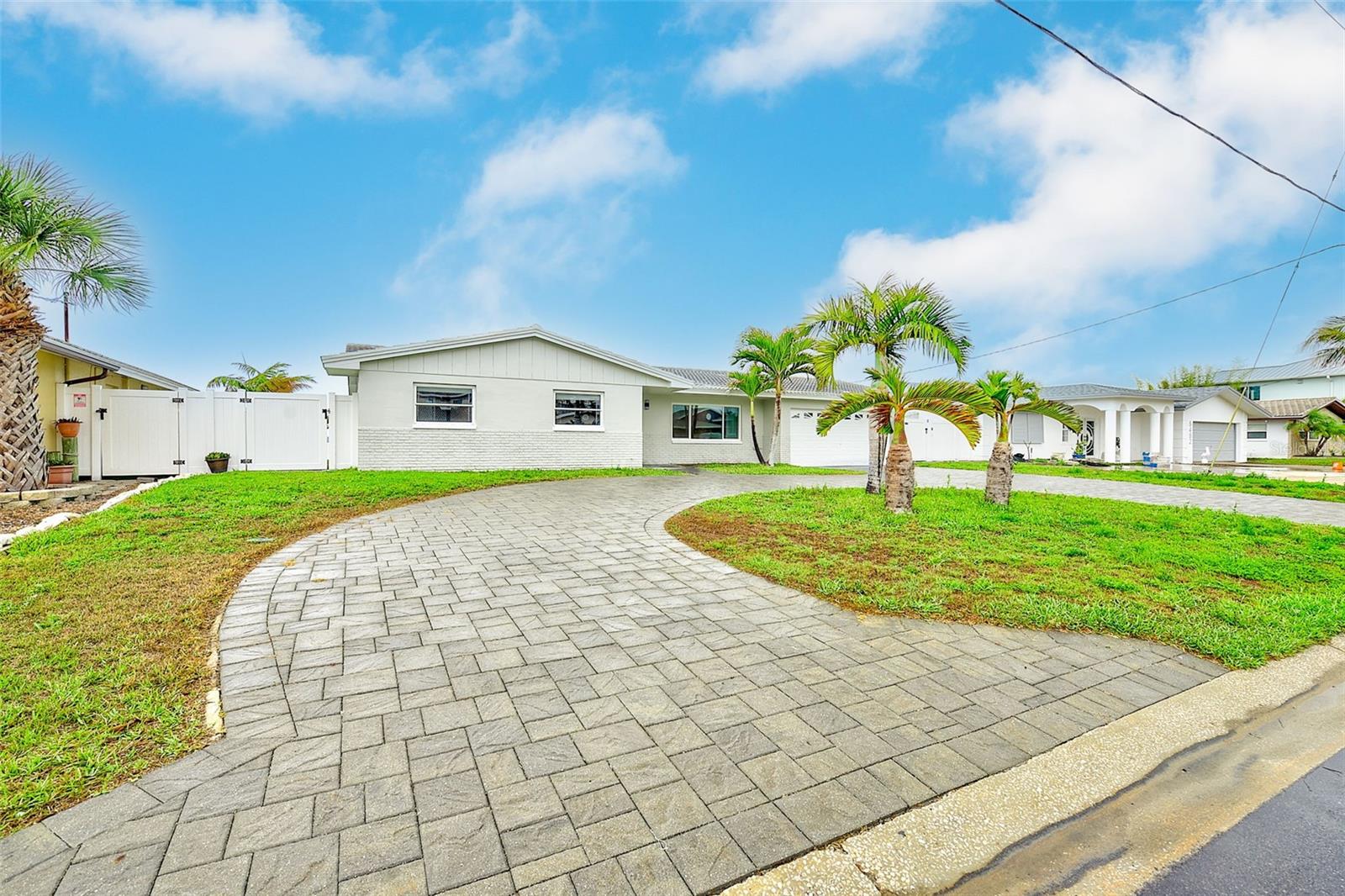 5434 OAKHURST DR, SEMINOLE, FL, 33772