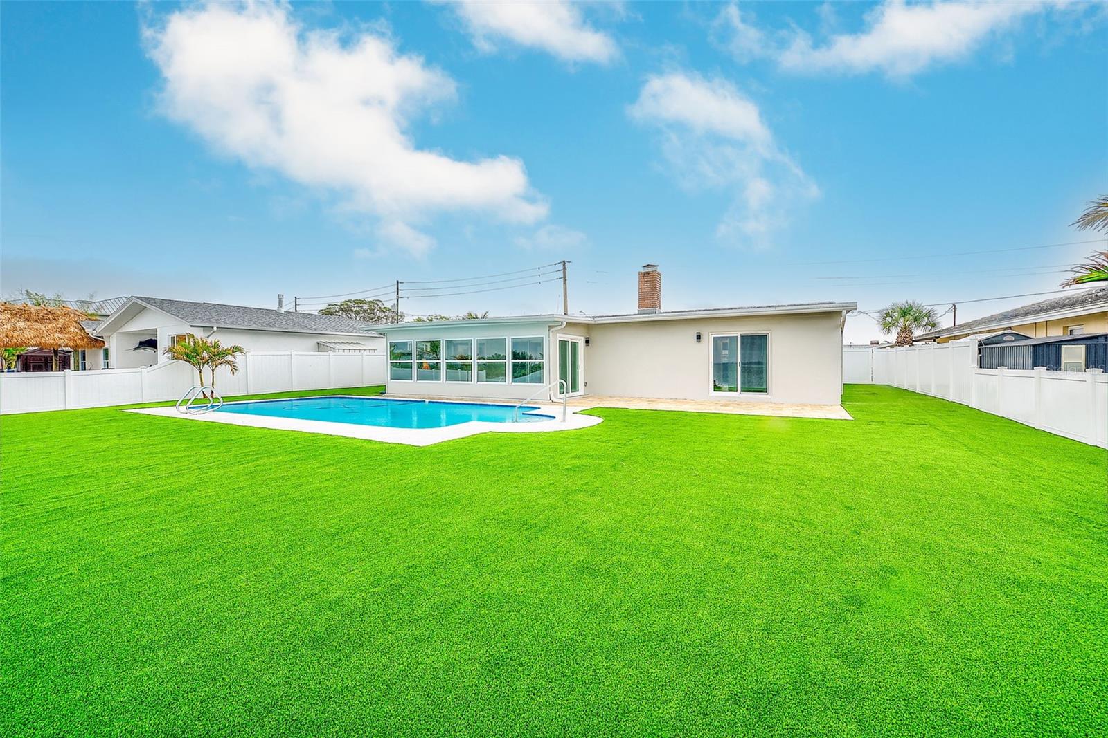 5434 OAKHURST DR, SEMINOLE, FL, 33772