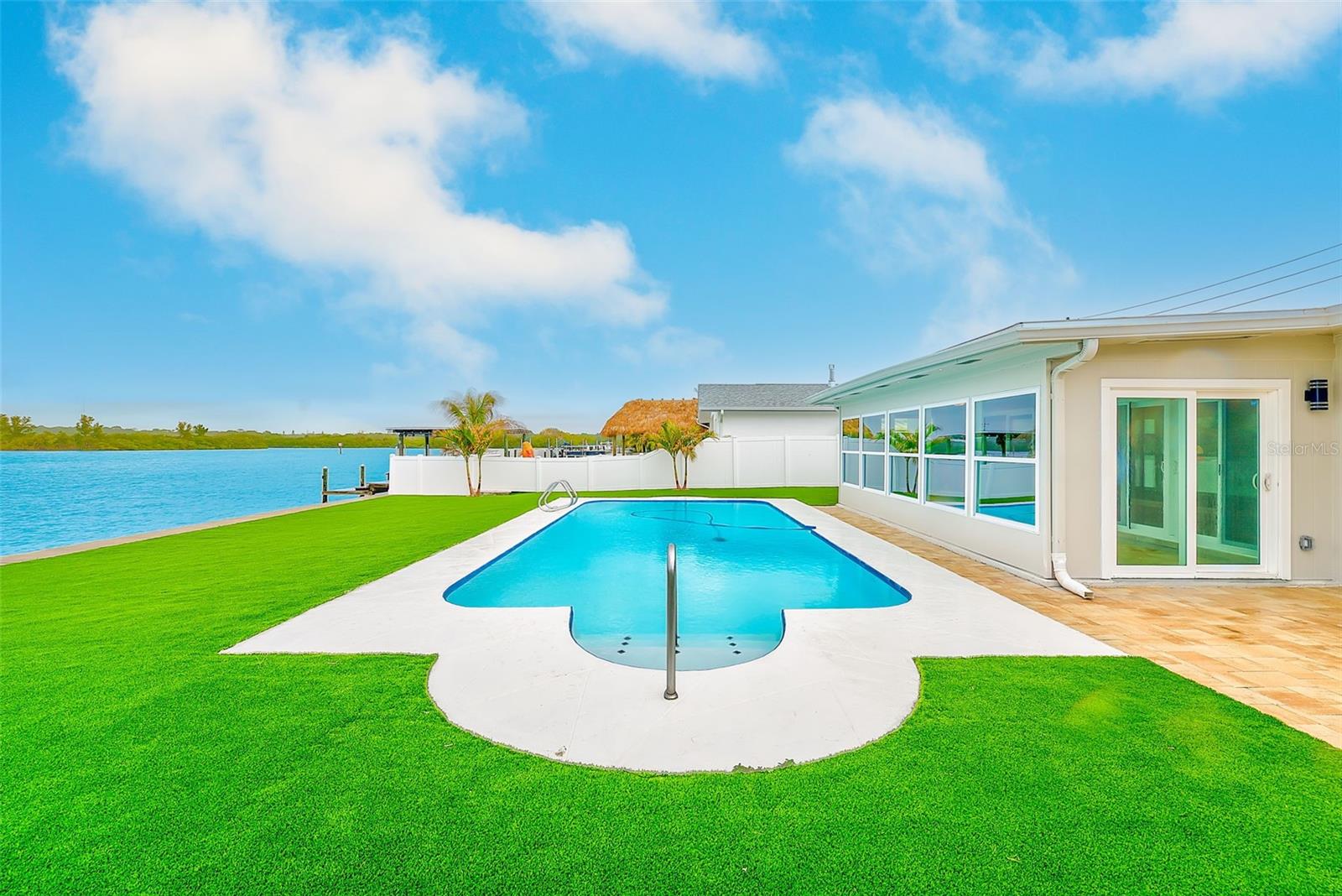 5434 OAKHURST DR, SEMINOLE, FL, 33772