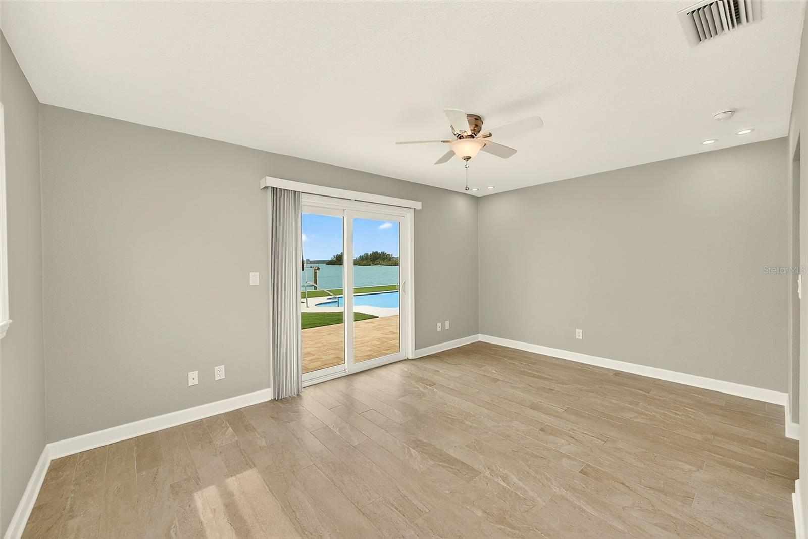 5434 OAKHURST DR, SEMINOLE, FL, 33772