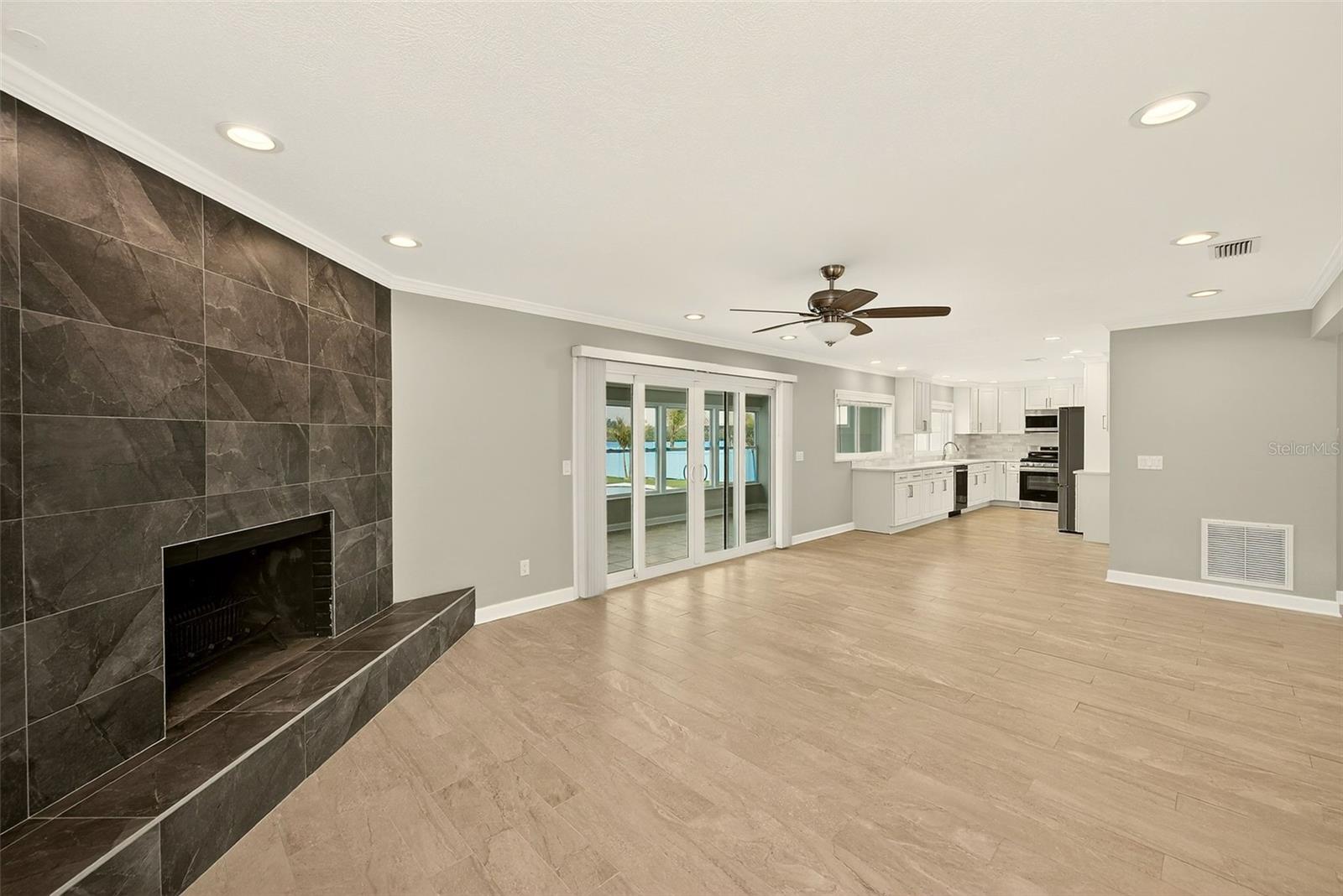 5434 OAKHURST DR, SEMINOLE, FL, 33772