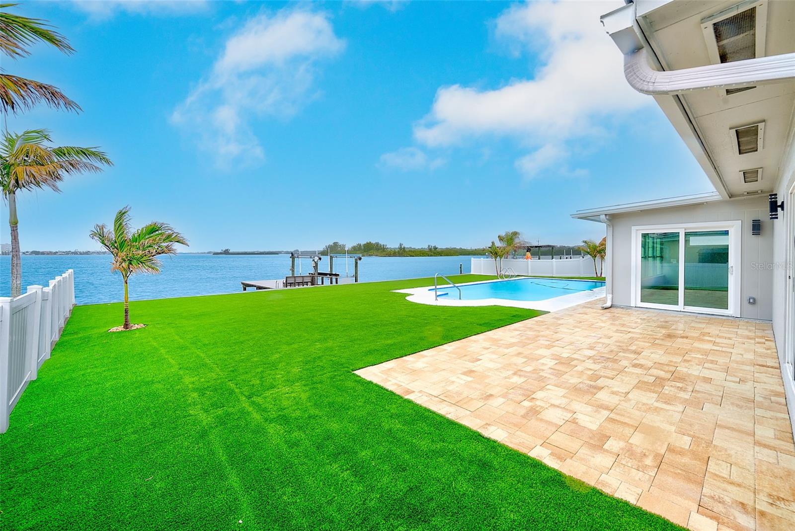 5434 OAKHURST DR, SEMINOLE, FL, 33772