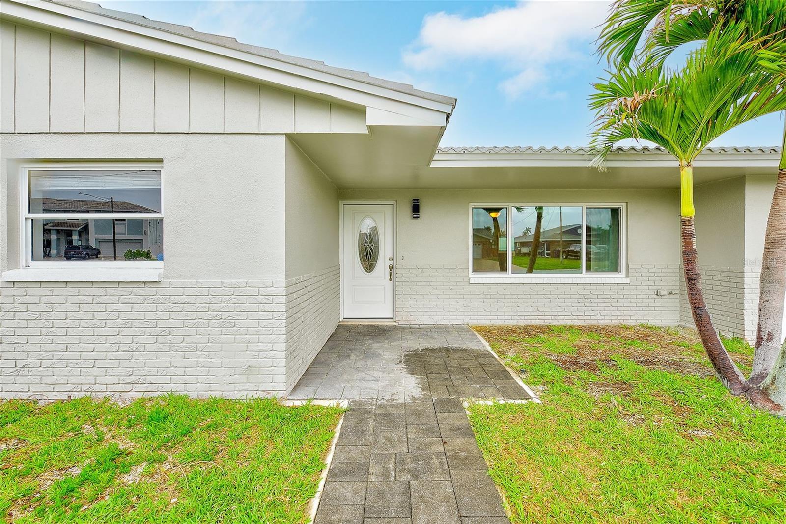 5434 OAKHURST DR, SEMINOLE, FL, 33772