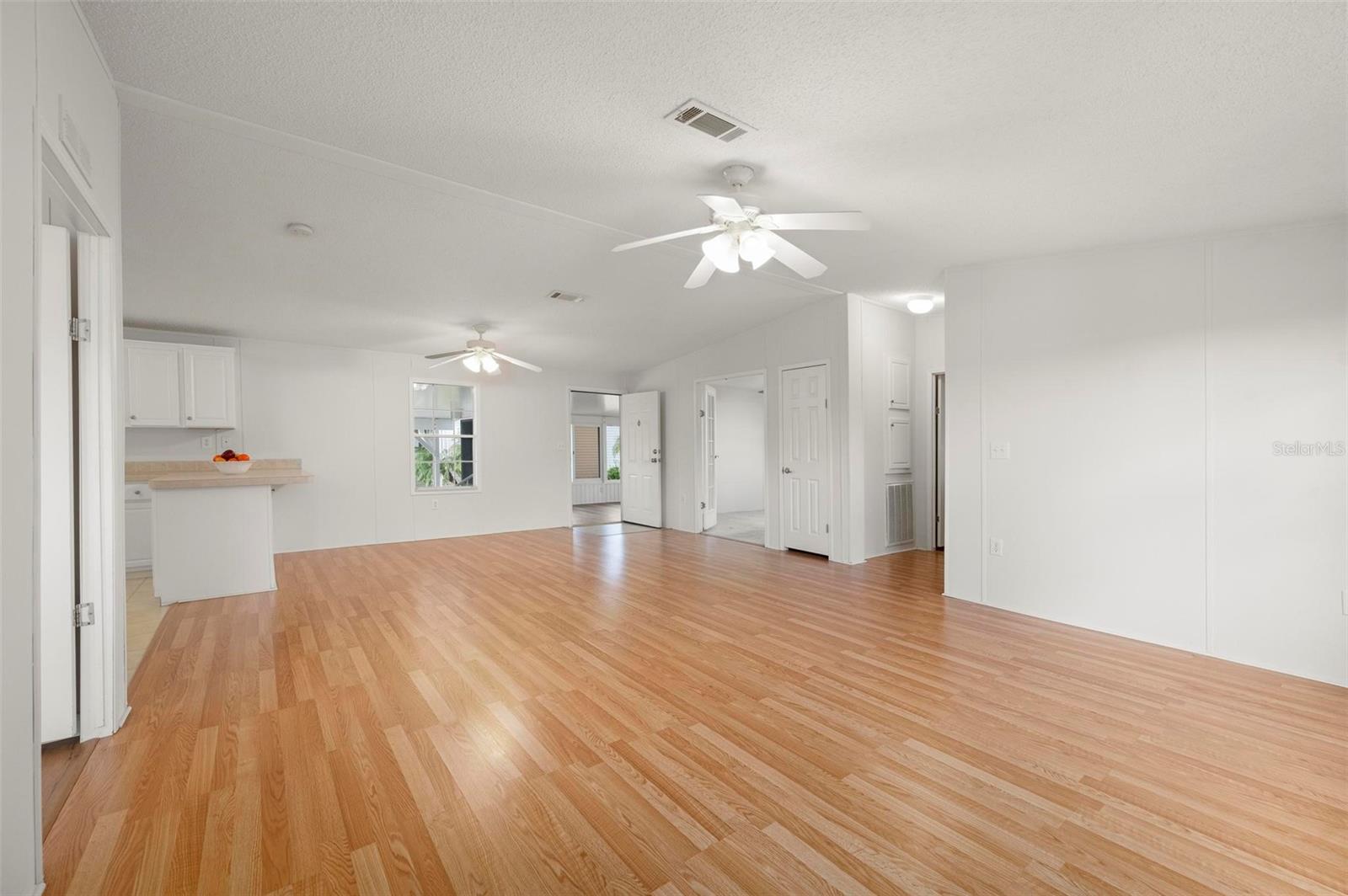 1000 KINGS HWY #128, PORT CHARLOTTE, FL, 33980