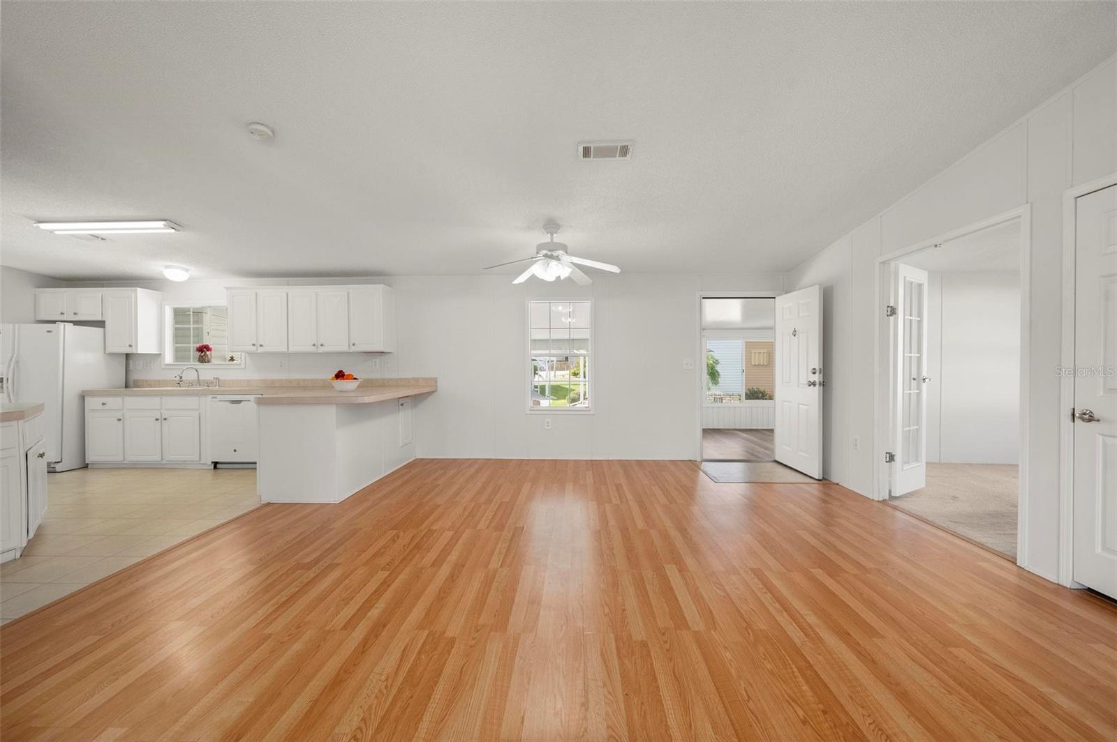 1000 KINGS HWY #128, PORT CHARLOTTE, FL, 33980