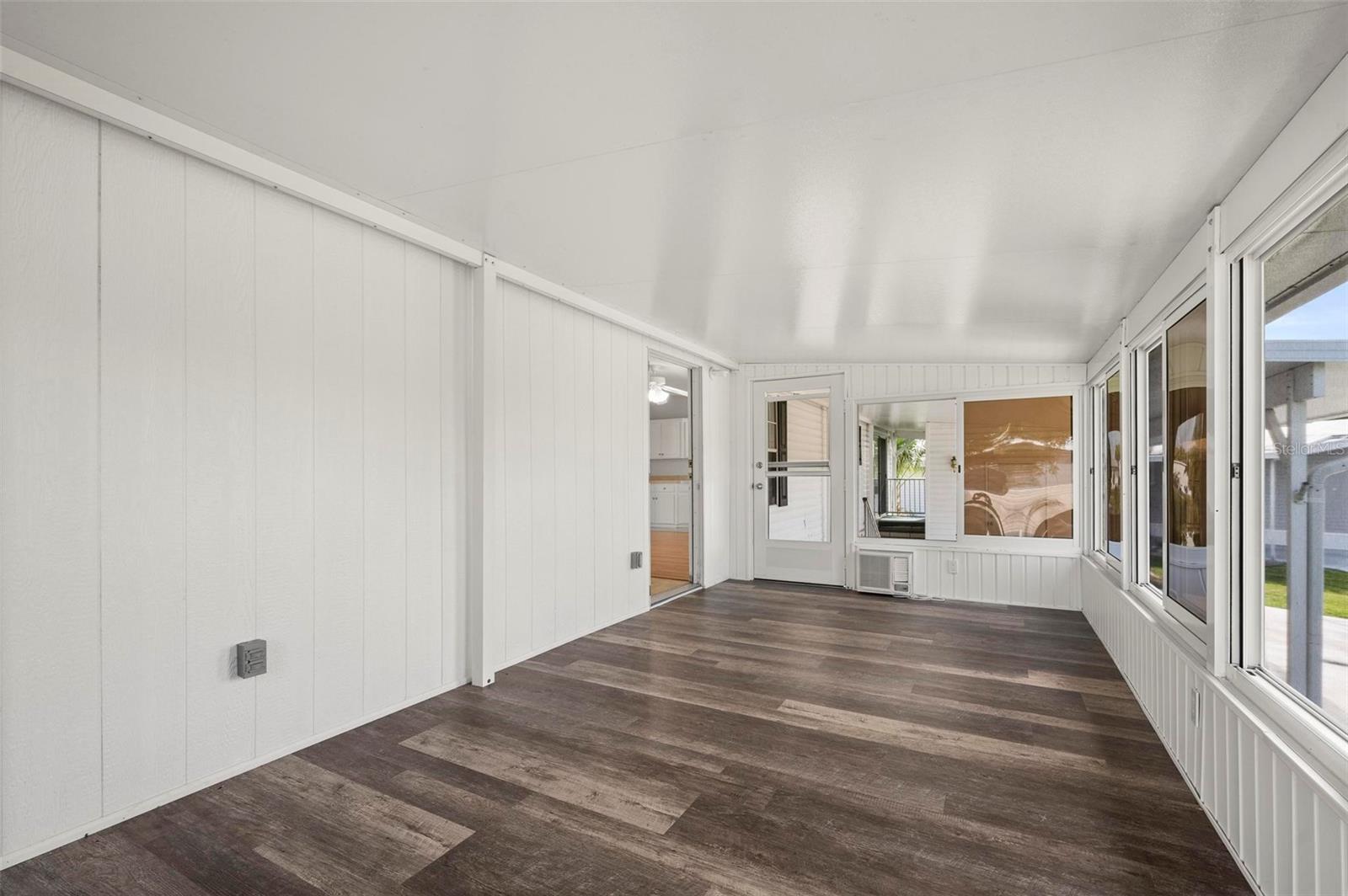 1000 KINGS HWY #128, PORT CHARLOTTE, FL, 33980