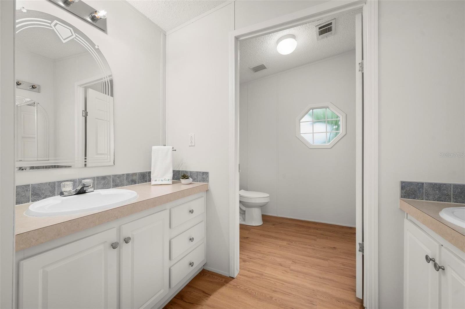 1000 KINGS HWY #128, PORT CHARLOTTE, FL, 33980