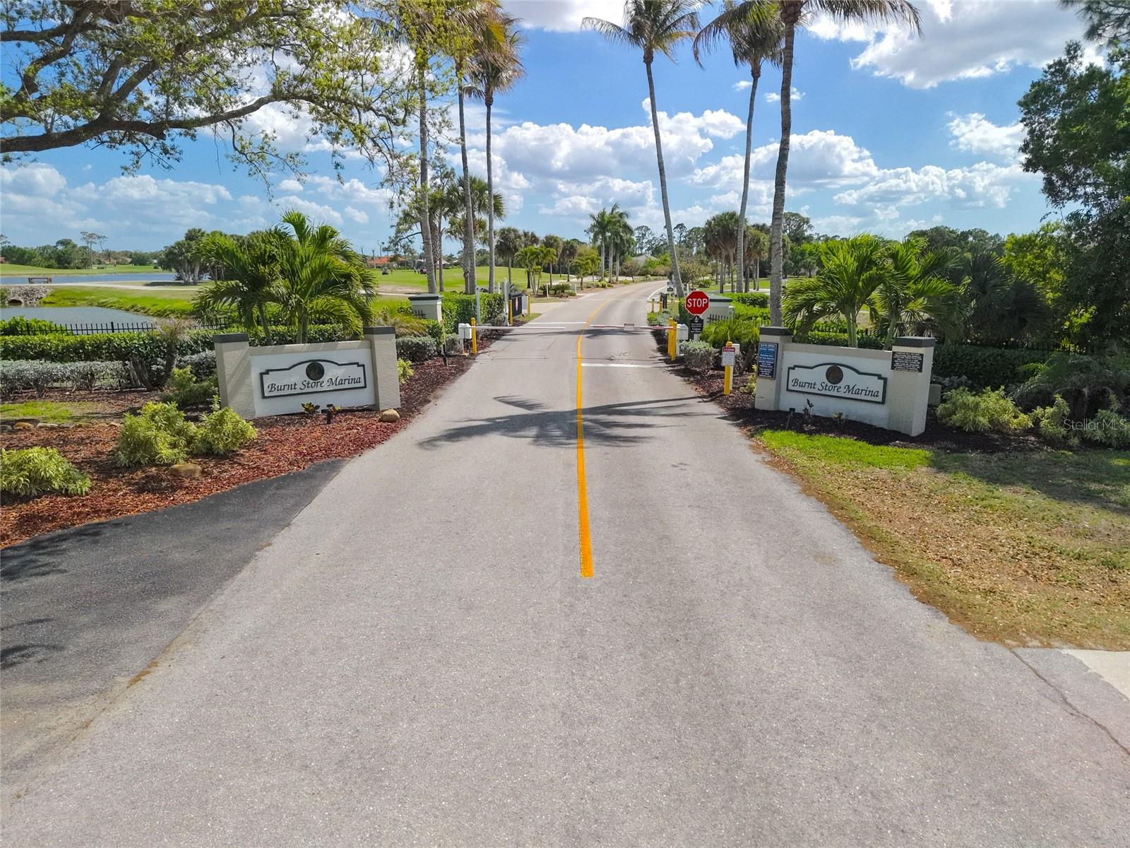 16615 ACAPULCO RD, PUNTA GORDA, FL, 33955
