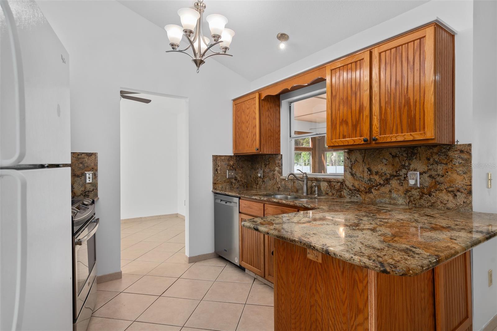 413 S CUMBERLAND AVE, OCOEE, FL, 34761