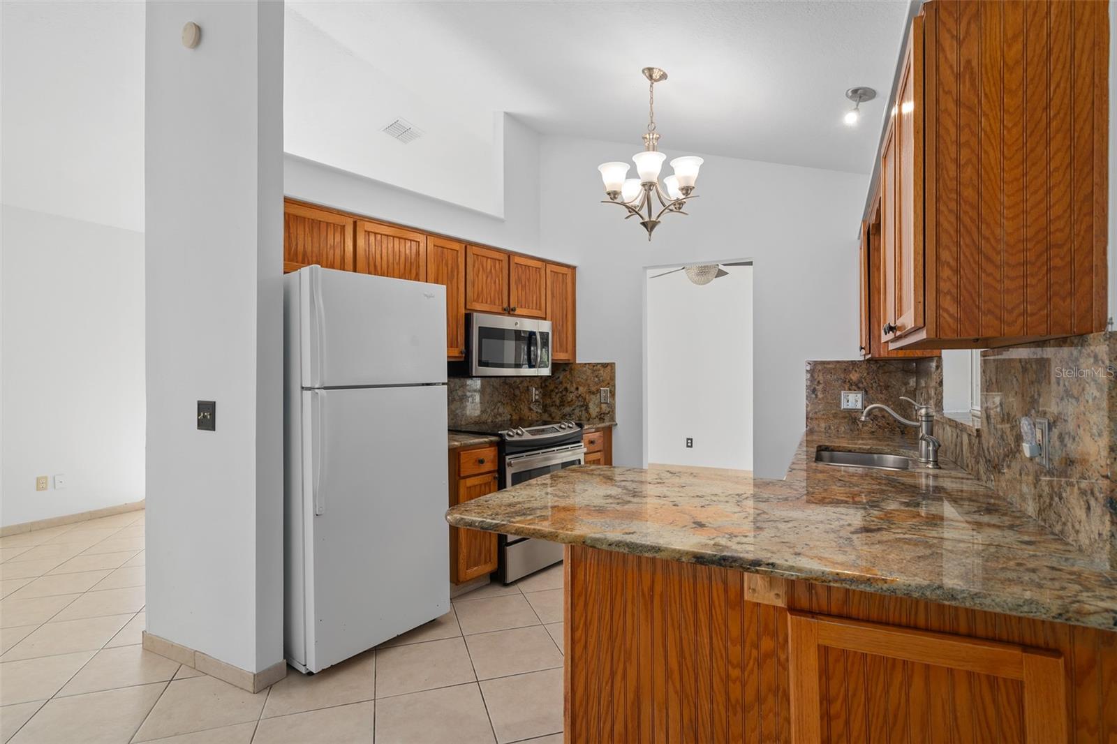 413 S CUMBERLAND AVE, OCOEE, FL, 34761