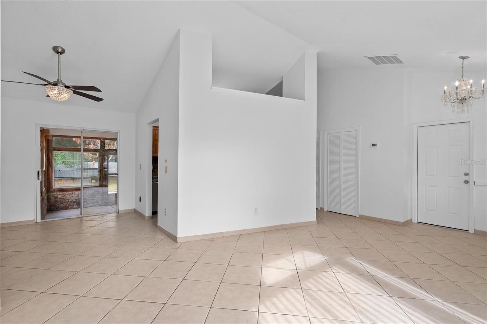 413 S CUMBERLAND AVE, OCOEE, FL, 34761