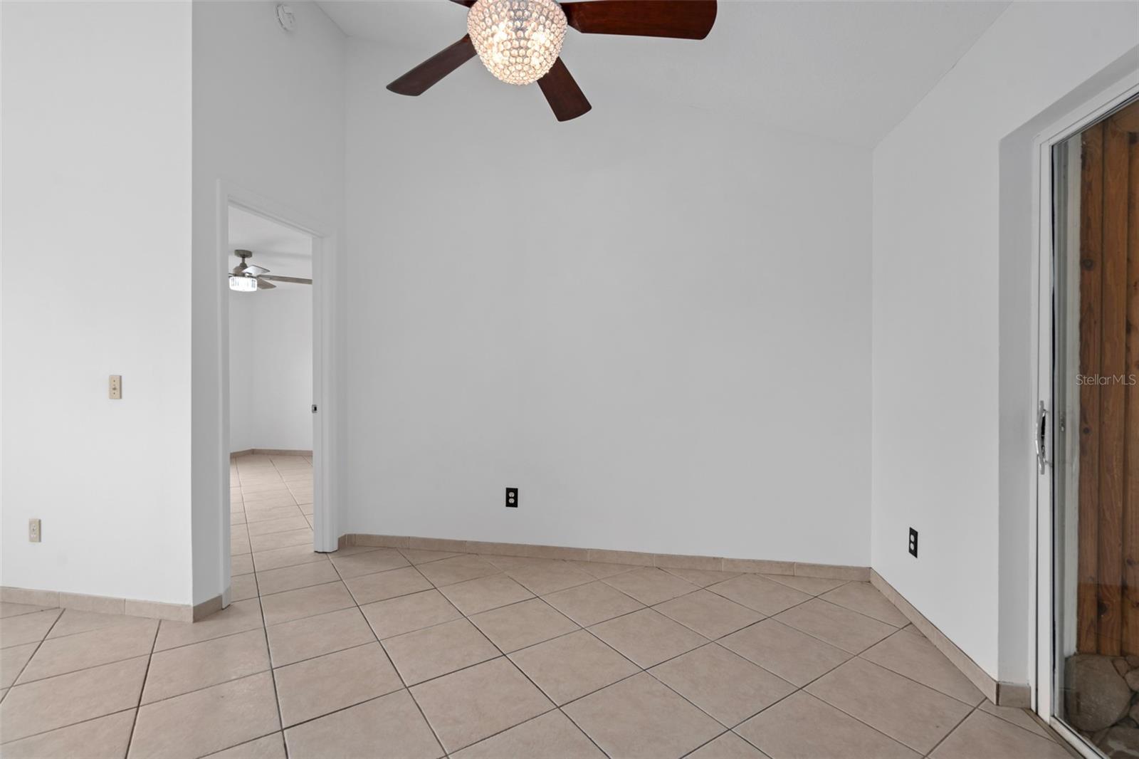 413 S CUMBERLAND AVE, OCOEE, FL, 34761