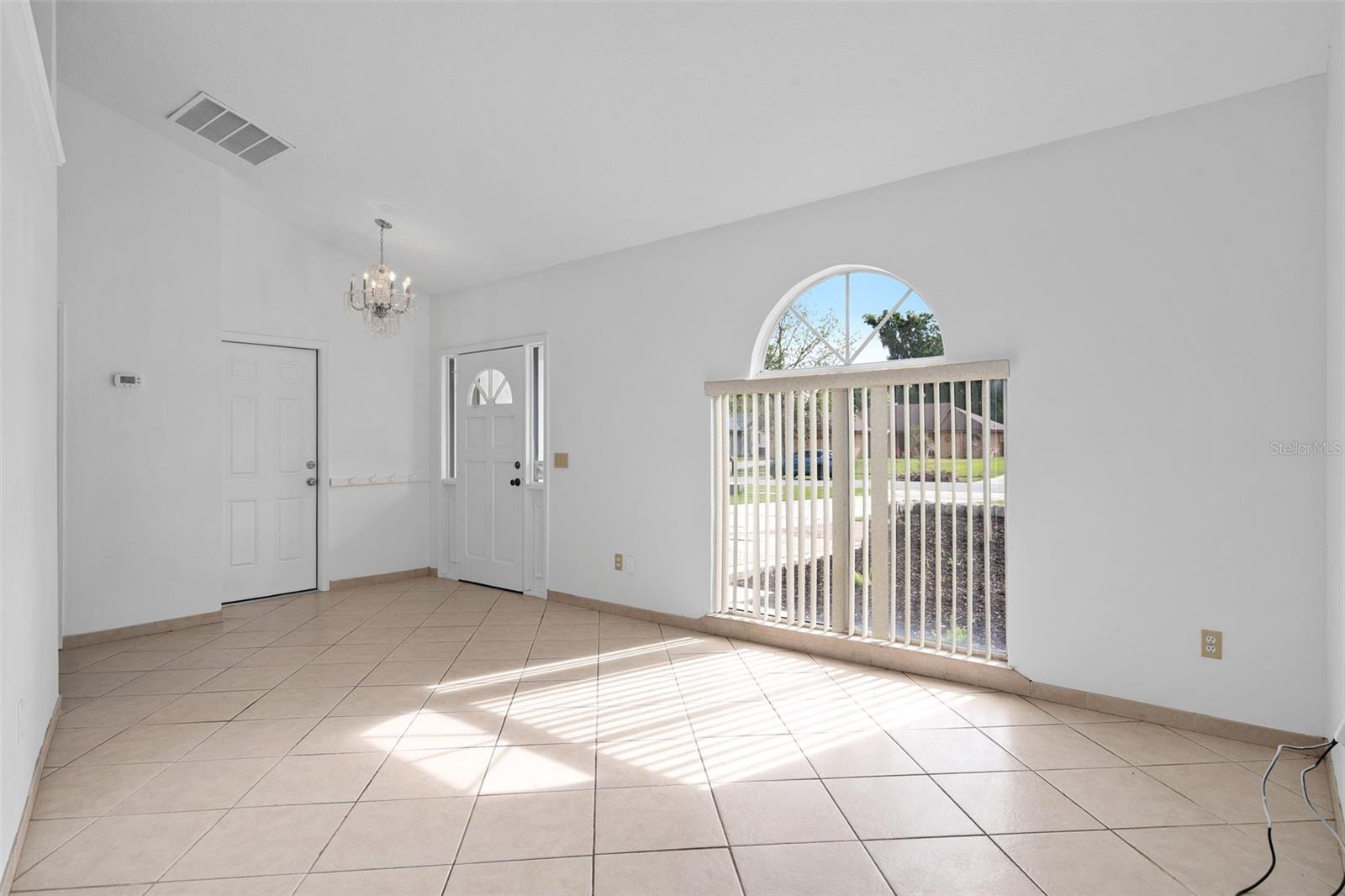 413 S CUMBERLAND AVE, OCOEE, FL, 34761