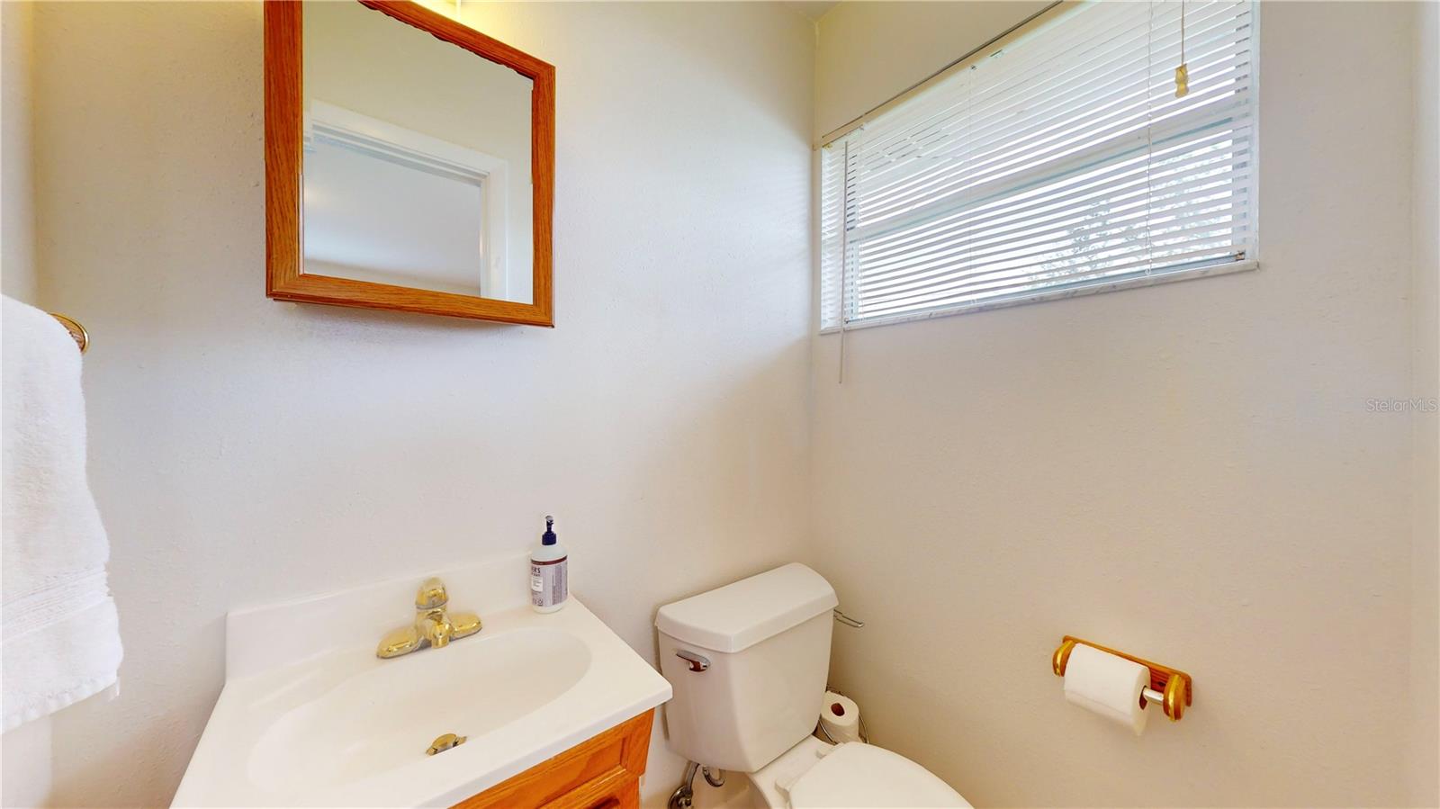 4728 W BAY AVE, TAMPA, FL, 33616