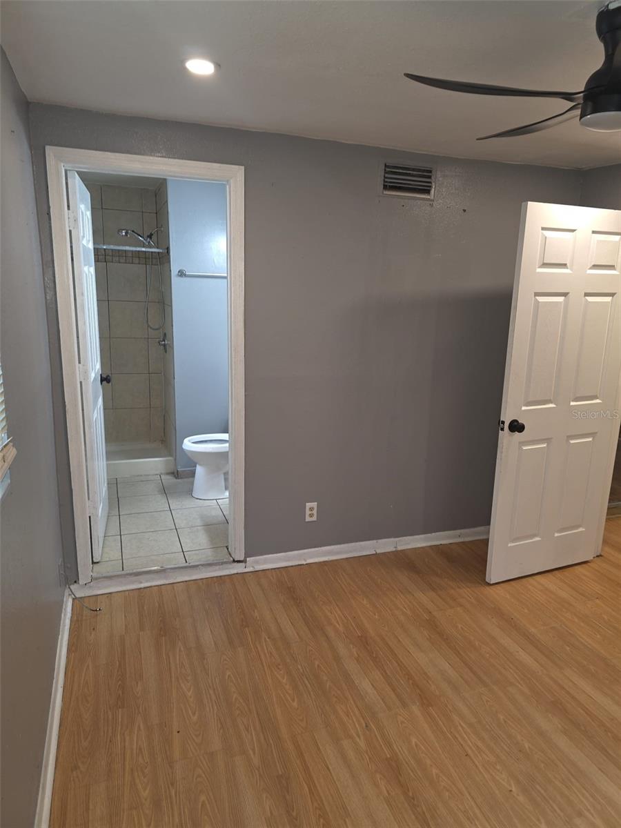 3022 DELEUIL AVE, TAMPA, FL, 33610