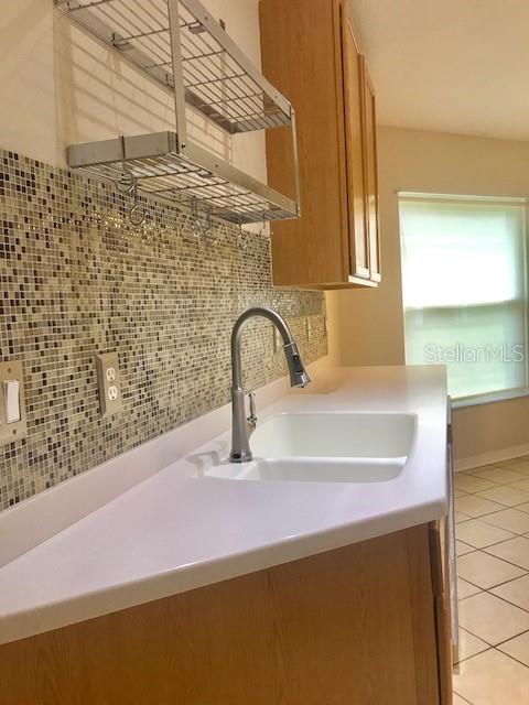 5804 AUTUMN SHIRE DR, ZEPHYRHILLS, FL, 33541