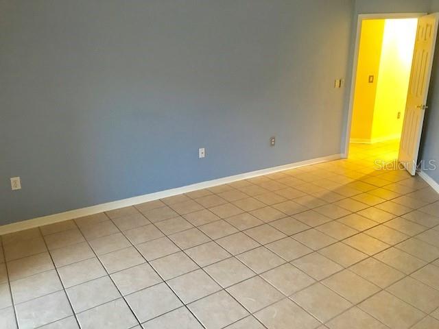 5804 AUTUMN SHIRE DR, ZEPHYRHILLS, FL, 33541