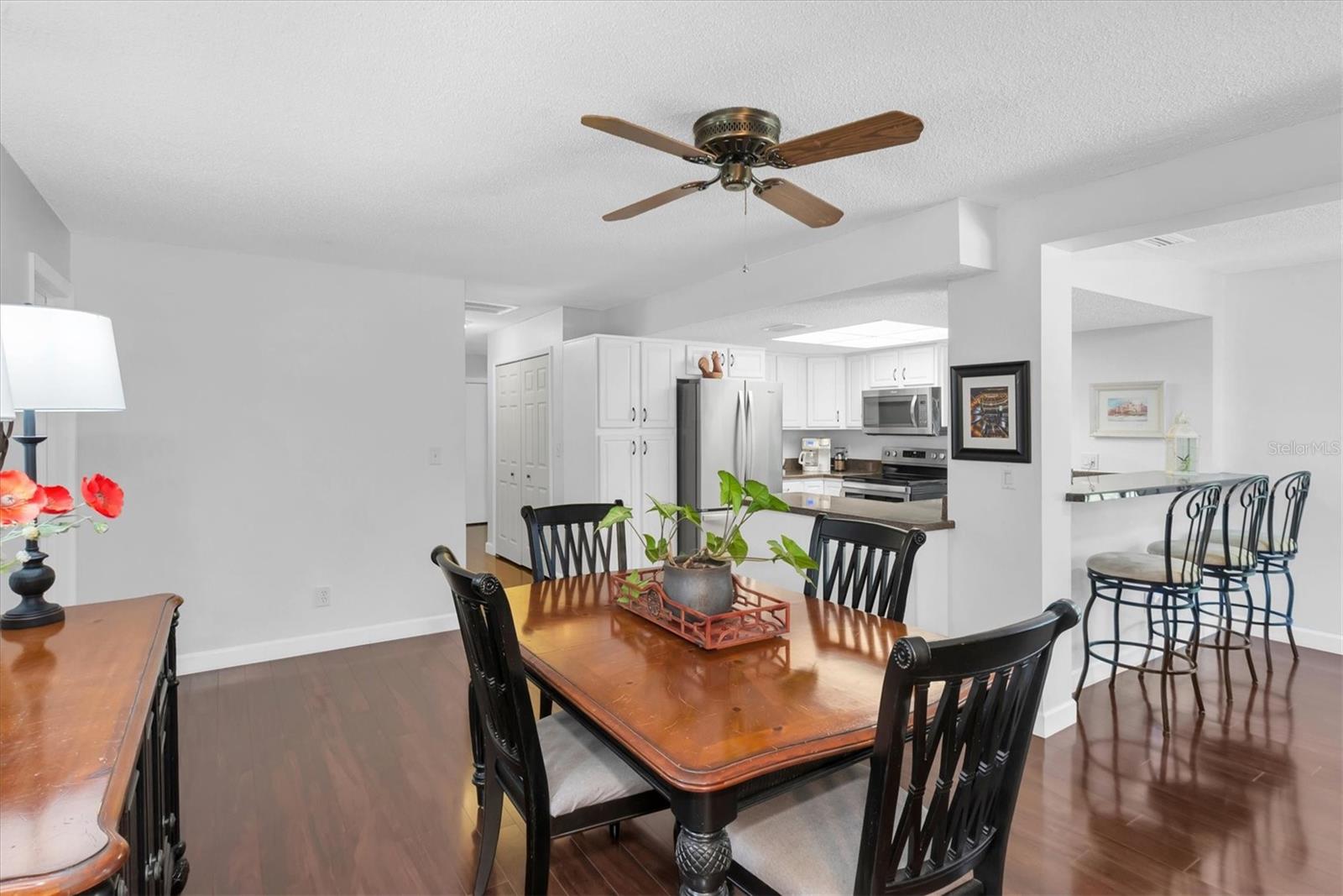 25 HARBOR WOODS CIR, SAFETY HARBOR, FL, 34695