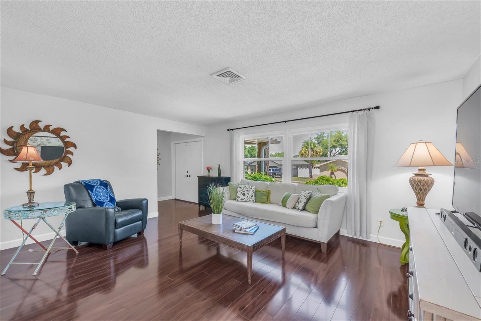 25 HARBOR WOODS CIR, SAFETY HARBOR, FL, 34695