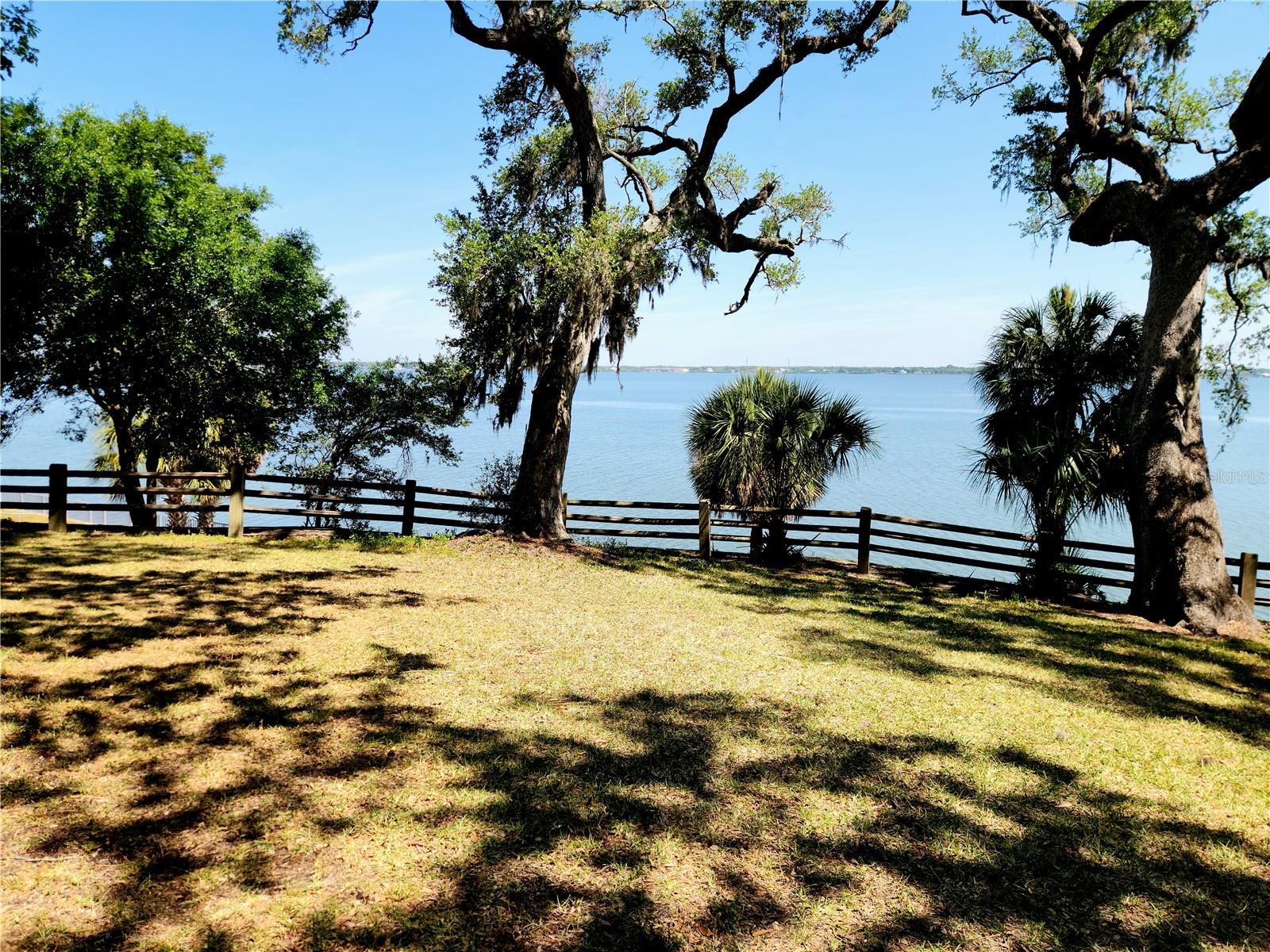 25 HARBOR WOODS CIR, SAFETY HARBOR, FL, 34695