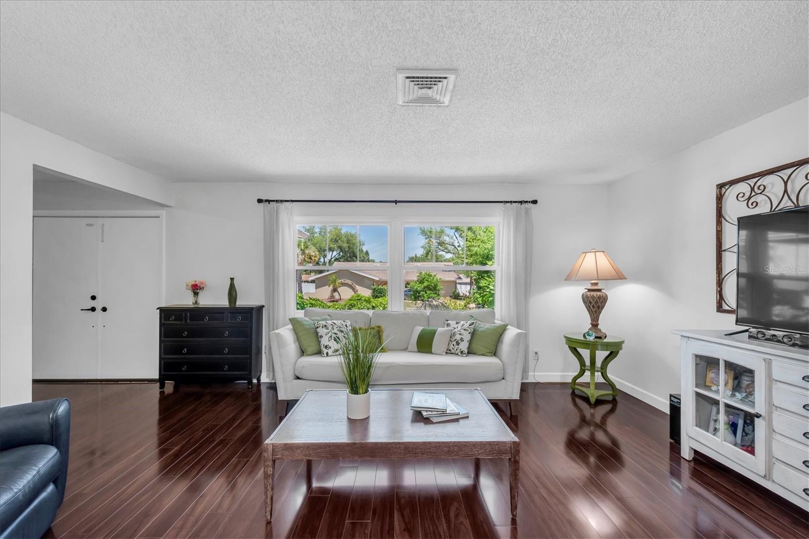 25 HARBOR WOODS CIR, SAFETY HARBOR, FL, 34695