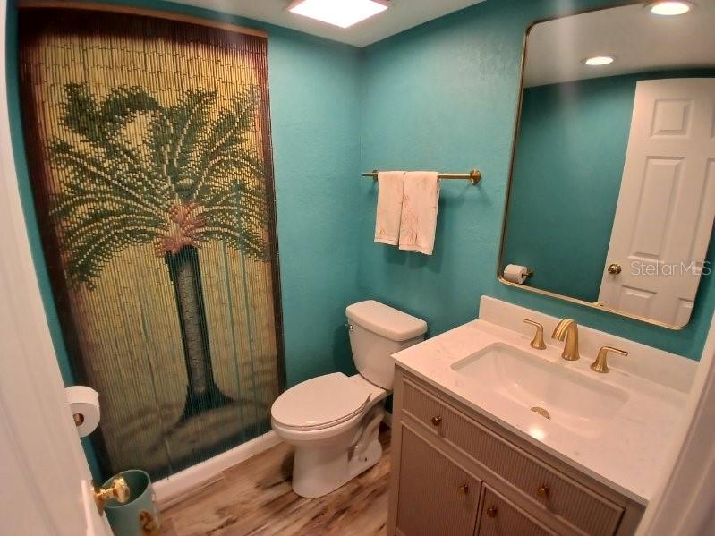 10350 IMPERIAL POINT DR W #8, LARGO, FL, 33774