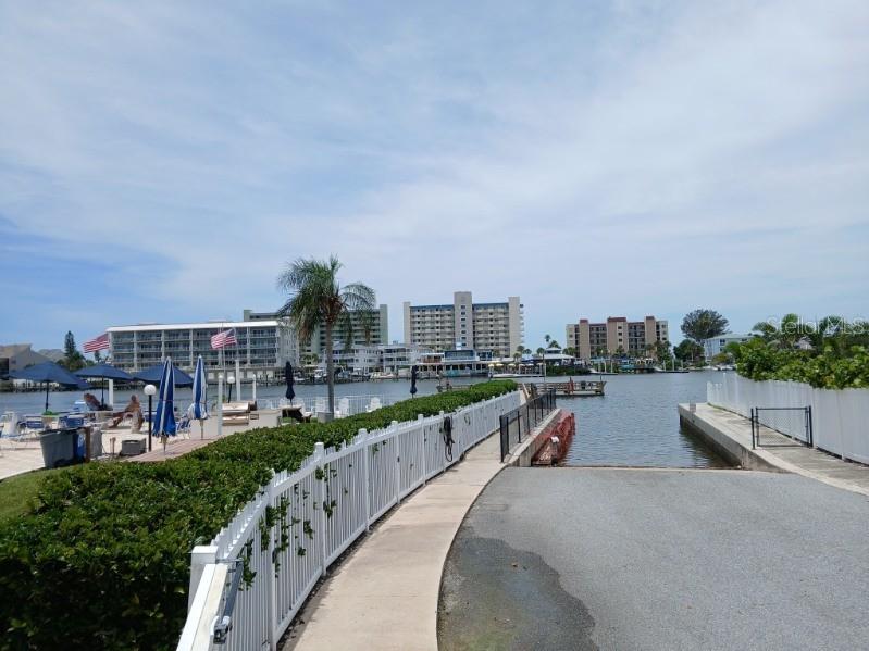 10350 IMPERIAL POINT DR W #8, LARGO, FL, 33774