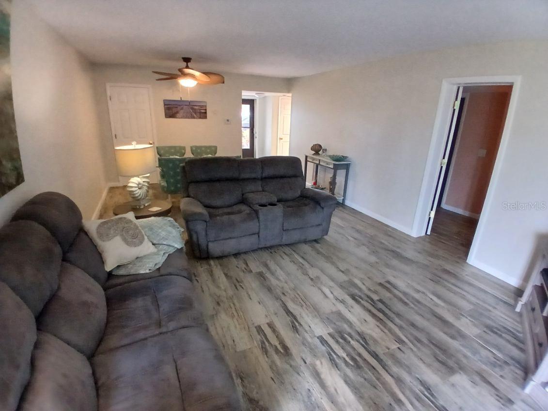 10350 IMPERIAL POINT DR W #8, LARGO, FL, 33774